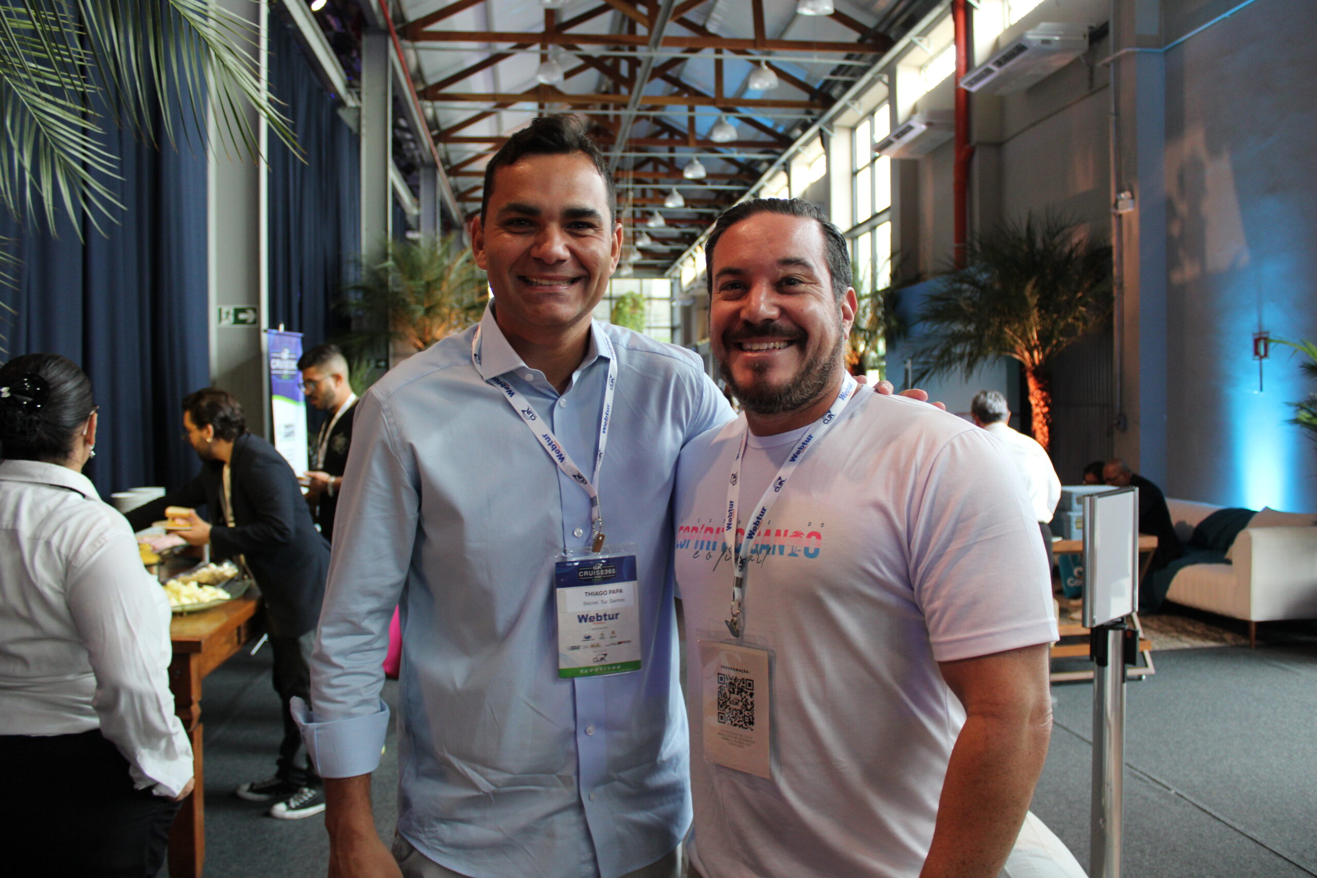 Thiago Papa, da Secretaria de Turismo de Santos, e Ronaldo Dias Junior, do turismo do Espírito Santo Thiago Papa, da Secretaria de Turismo de Santos, e Ronaldo Dias Junior, do turismo do Espírito Santo