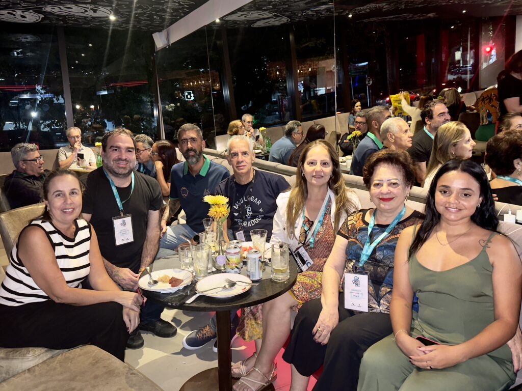 Luciana Alves, da Viajar.com, Cristiano Reis, da Serpa Turismo, Mario Assunção, da UP Viagens, Elzo Nogueira, da Ancoradouro, Laura Prosdocimi, da Express Viagens, Maria Socorro. da Duomo Turismo, e Georgea Silva, da Ata Tour Viagens