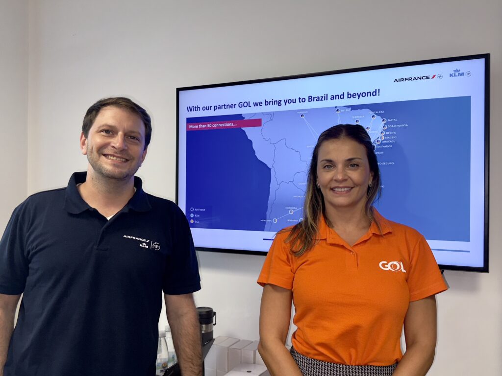 Carina Tosello, da Gol, e Felipe Dias, da KLM e Air France