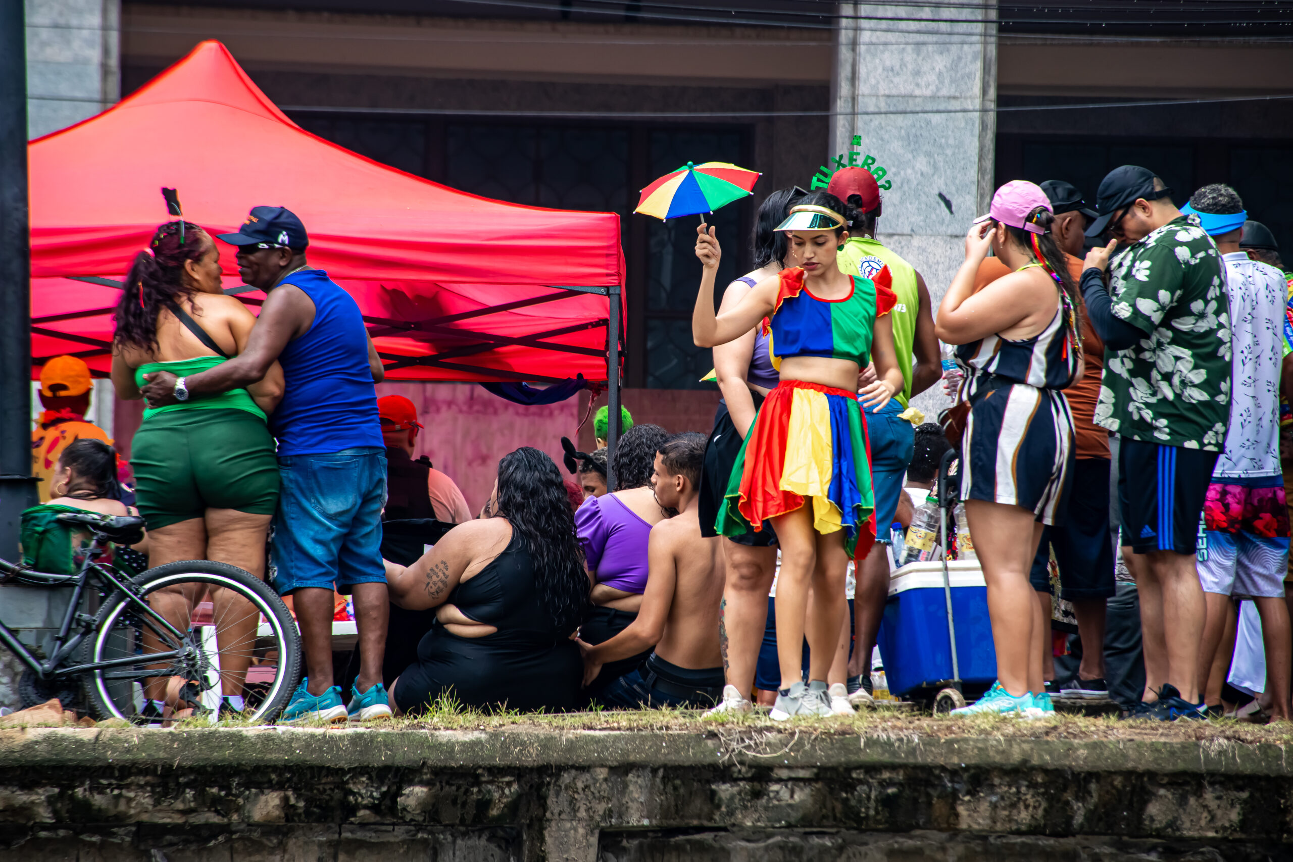 Casais, solteiros, amigos e famílias aproveitam o carnaval no Recife Casais, solteiros, amigos e famílias aproveitam o carnaval no Recife
