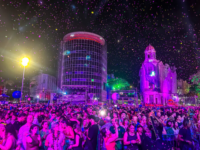 Carnaval do Recife bate recorde de público com 3,5 milhões de foliões e R$ 2,7 bi em impacto econômico 1 Recife carnaval