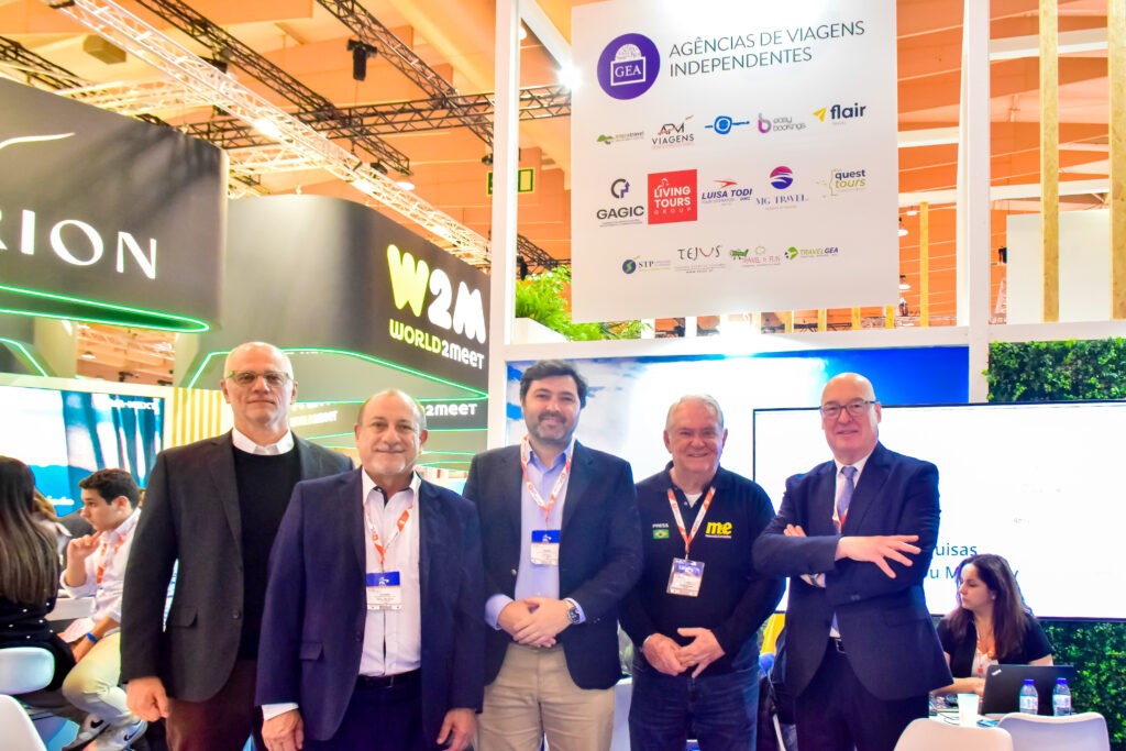 Ricardo Roman, Toni Sando, Carlos Baptista, Roy Taylor e Pedro Del Valle