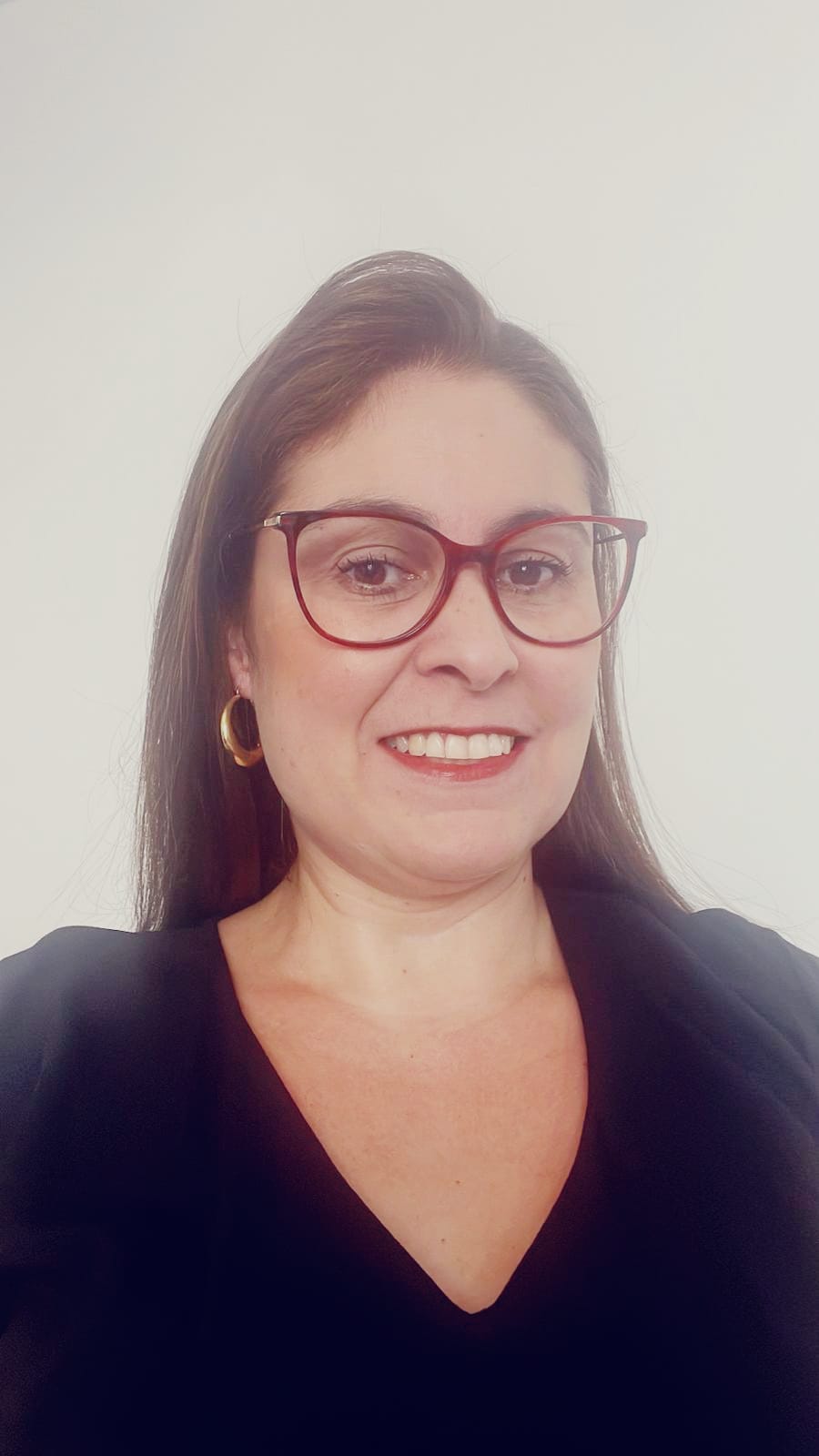 Novos profissionais buscam recolocação após saída da ViagensPromo; veja CV's 4 Mel Fernandes DivulgacaoArquivo pessoal Novos profissionais buscam recolocação após saída da ViagensPromo; veja CV's