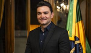 Iniciativa foi assinada durante o maior evento do mercado imobiliário do mundo, o MIPIM, que acontece em Cannes, na França (Reprodução/David Agüero)