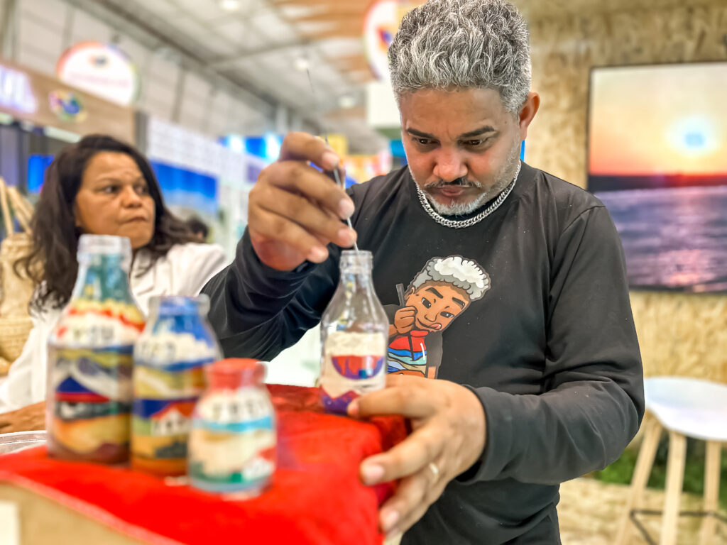 No estande do Rio Grande do Norte, artistas demonstraram suas habilidades para o público
