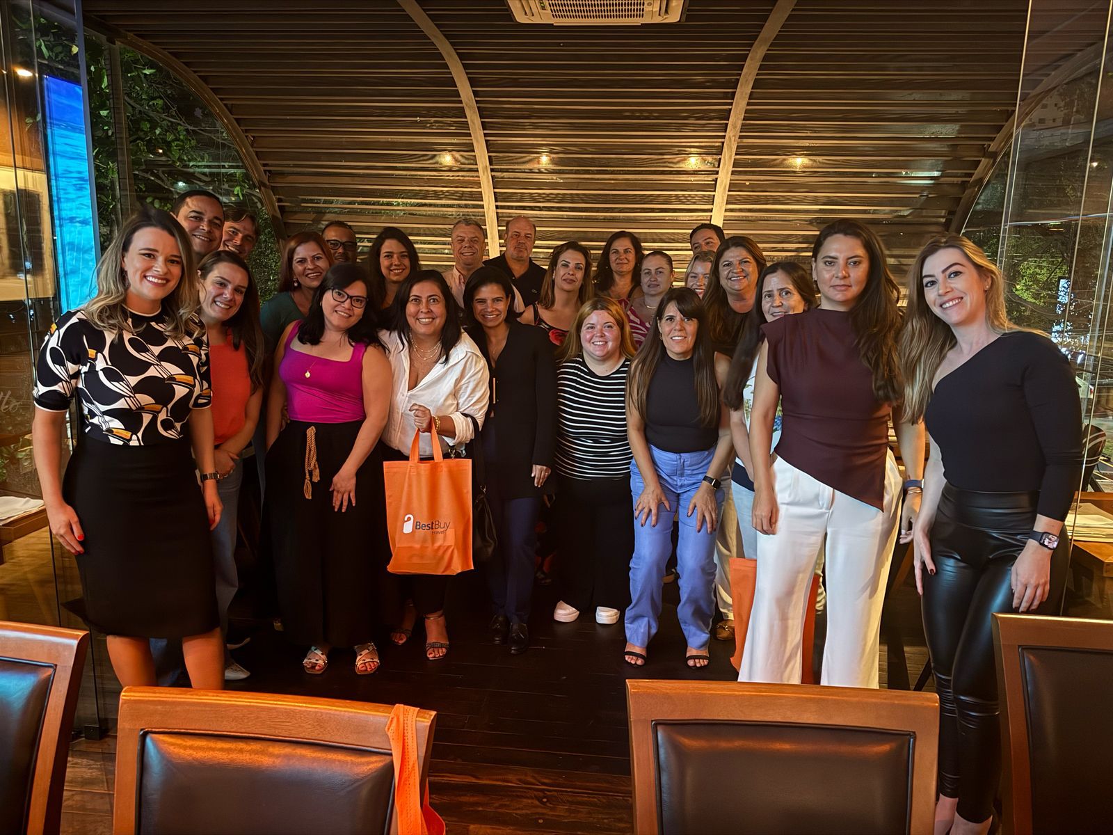 BestBuy Travel capacita agentes de viagem em parceria com a República Dominicana em Campinas 1 O evento foi realizado no Olivetto Restaurante e reuniu os agentes de viagens de Campinas e região para uma imersão sobre o que a República Dominicana oferece aos turistas (Divulgação/BestBuy Travel)