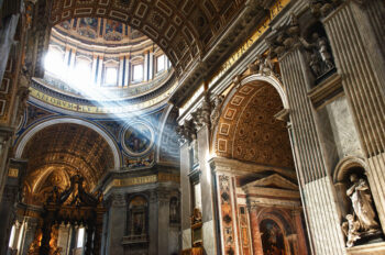 Turismo Religioso em alta: Cresce a demanda por roteiros inspirados no Papa Francisco
