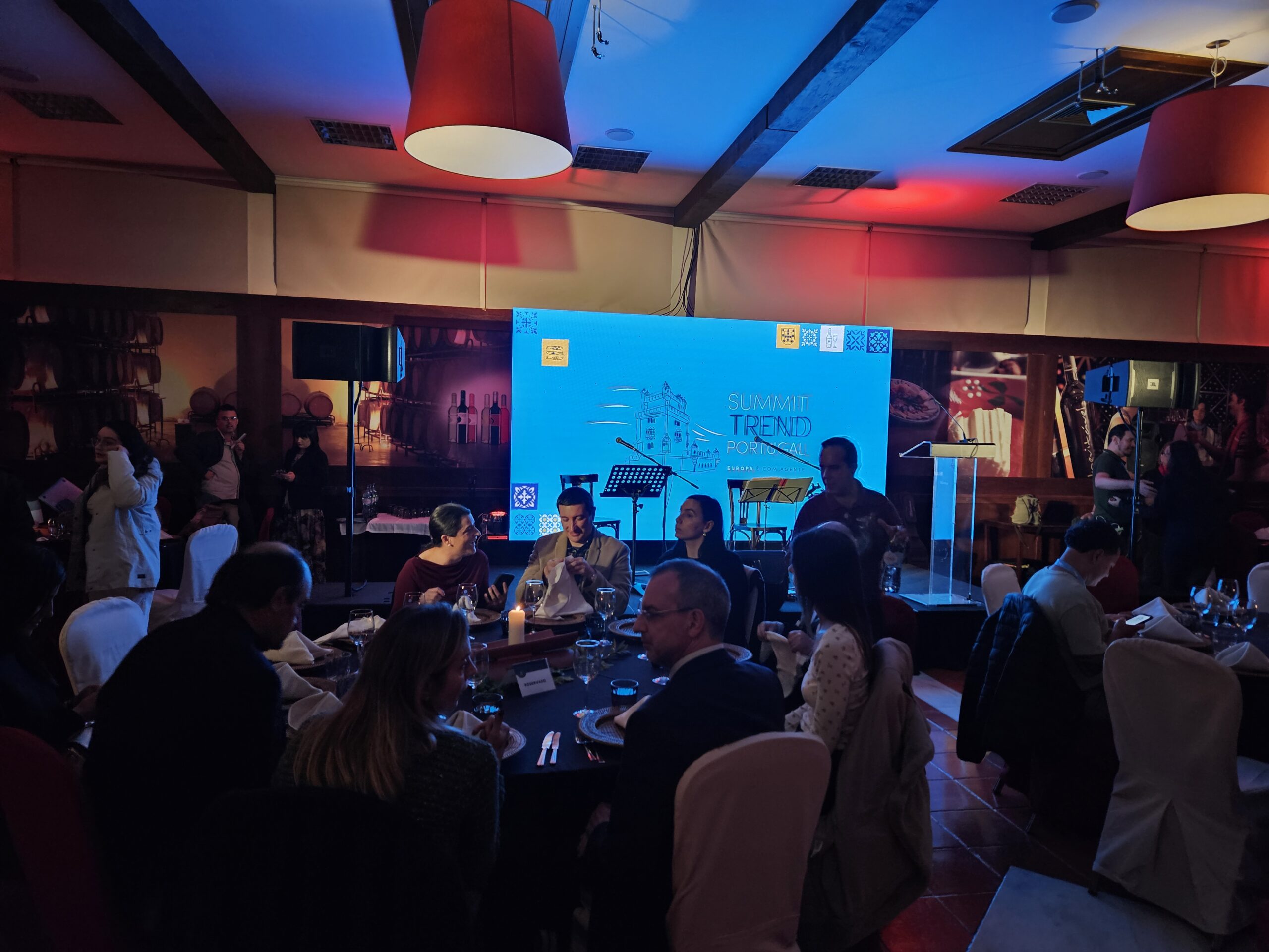 Pavilhão Santo Isidro foi escolhido como palco para o jantar e abertura do evento