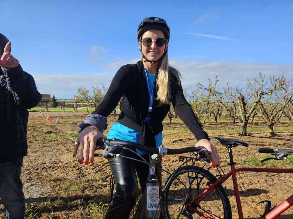 Clenir Baldin, da Vilhena Turismo, do grupo cinza