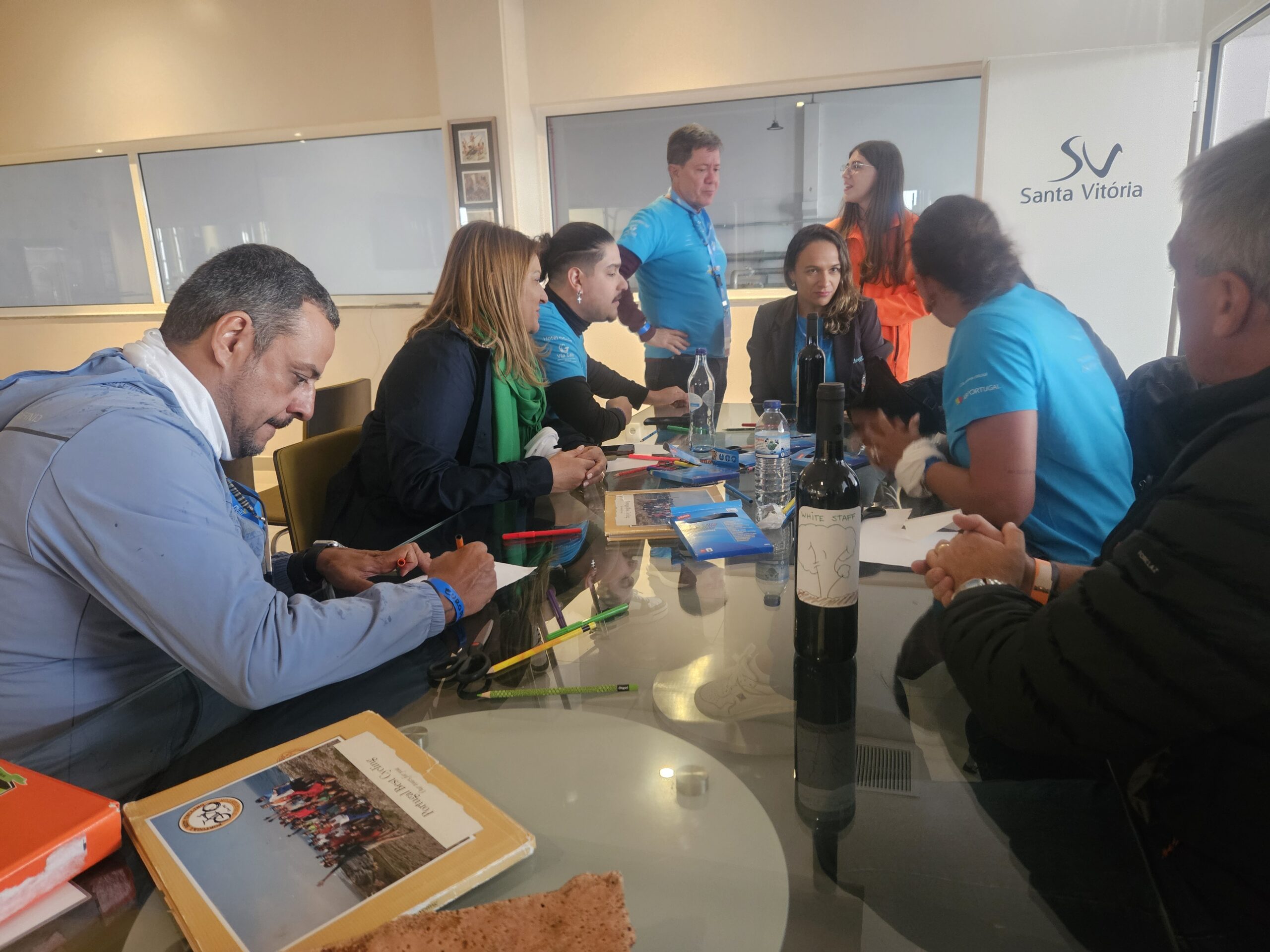 Prova para produzir um rótulo de vinho Prova para produzir um rótulo de vinho