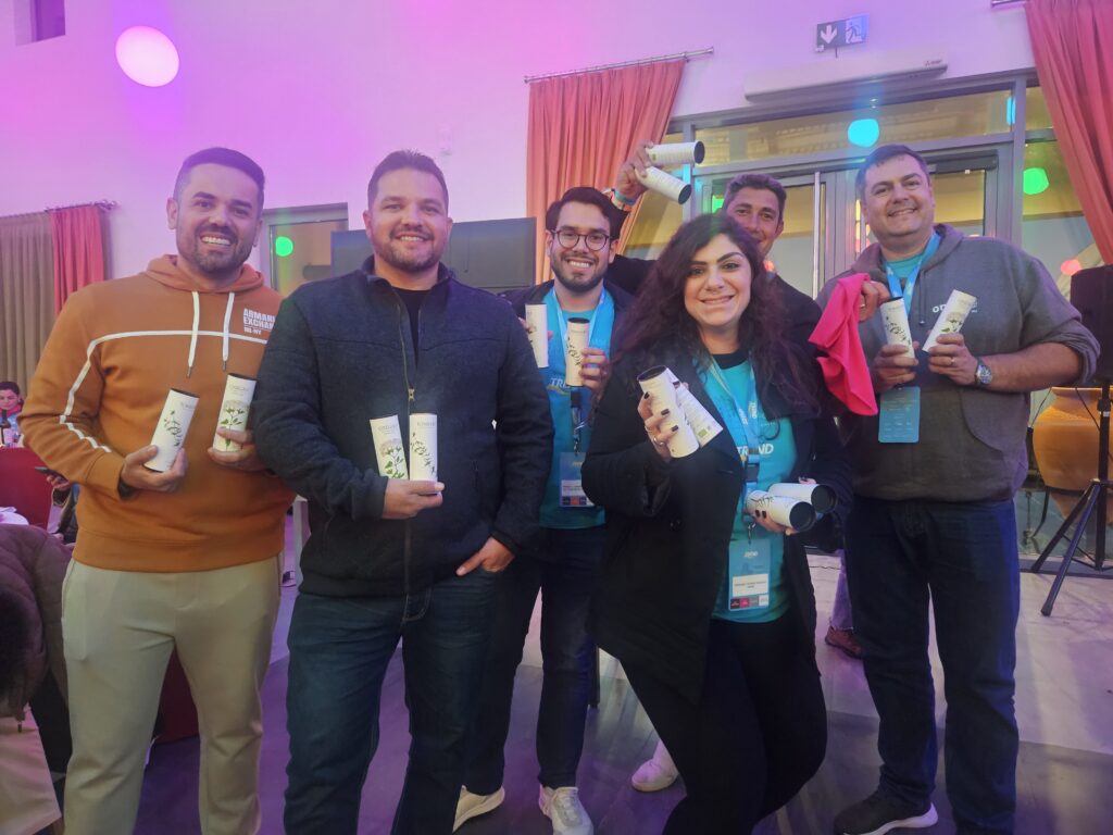 Grupo rosa do grupo da tarde ganhou em 3º lugar