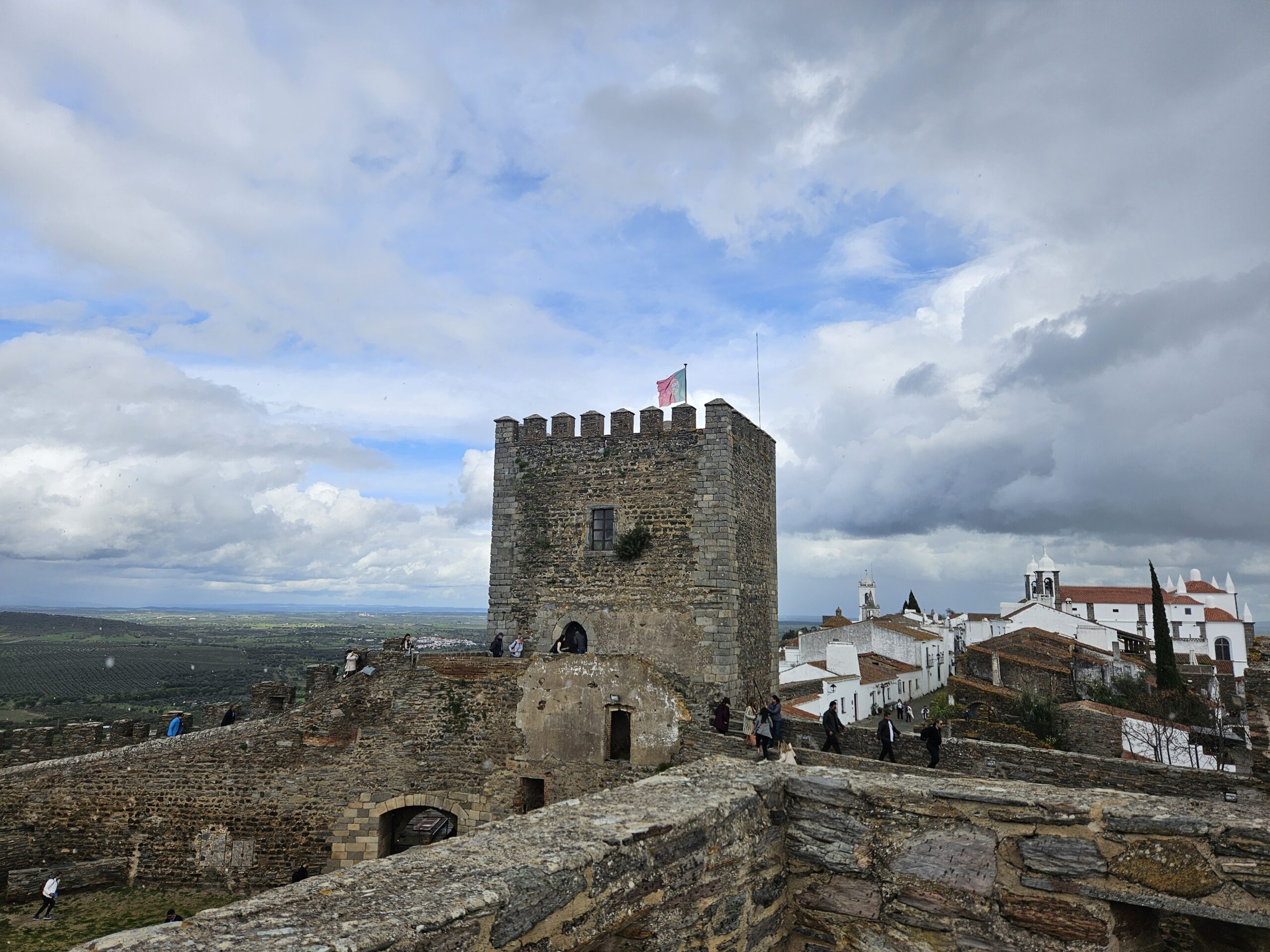 Devido a sua localização, Monsaraz teve grande importância estratégica durante séculos