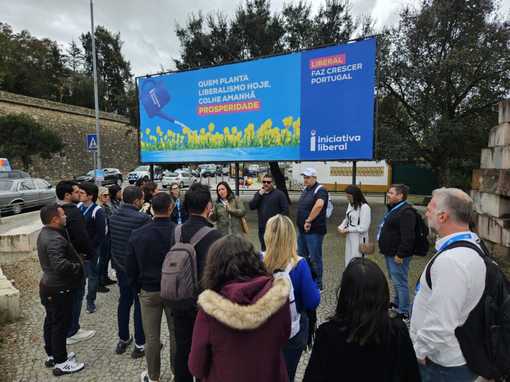 Seis grupos foram formados para desbravar a cidade de Évora