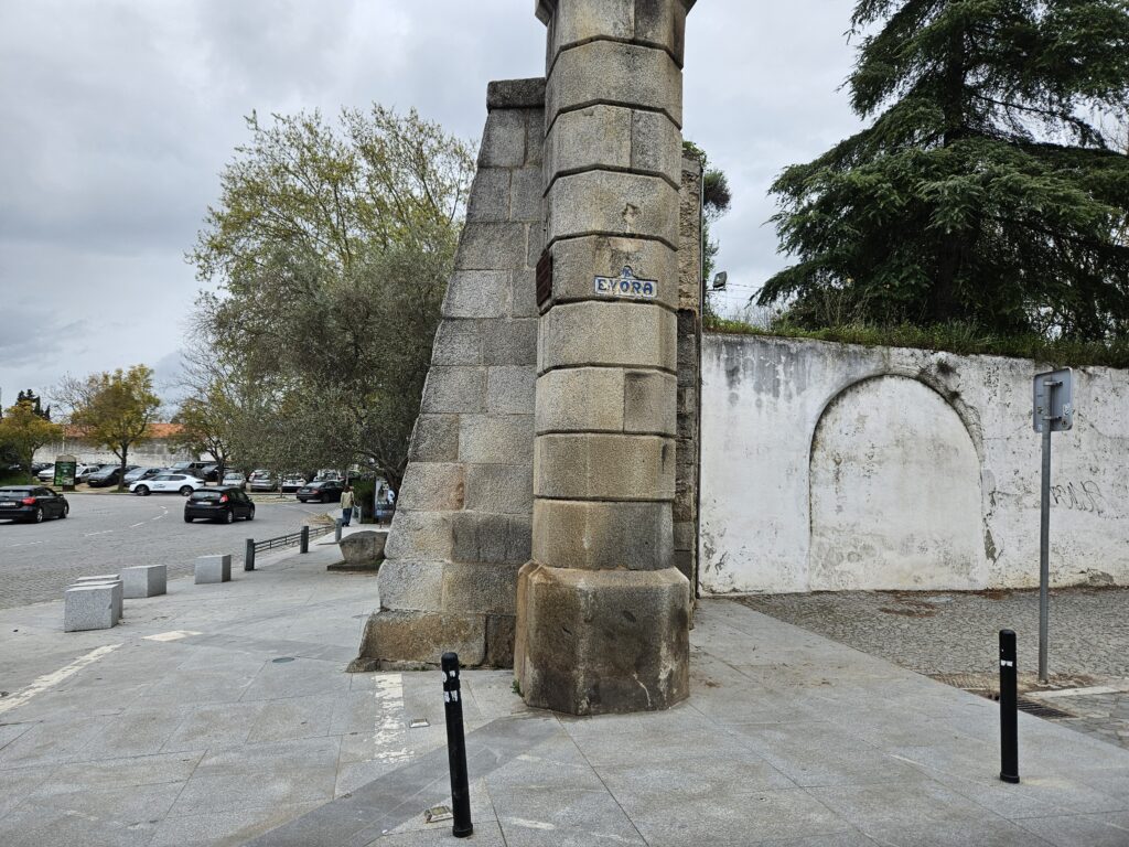 Entrada de Évora