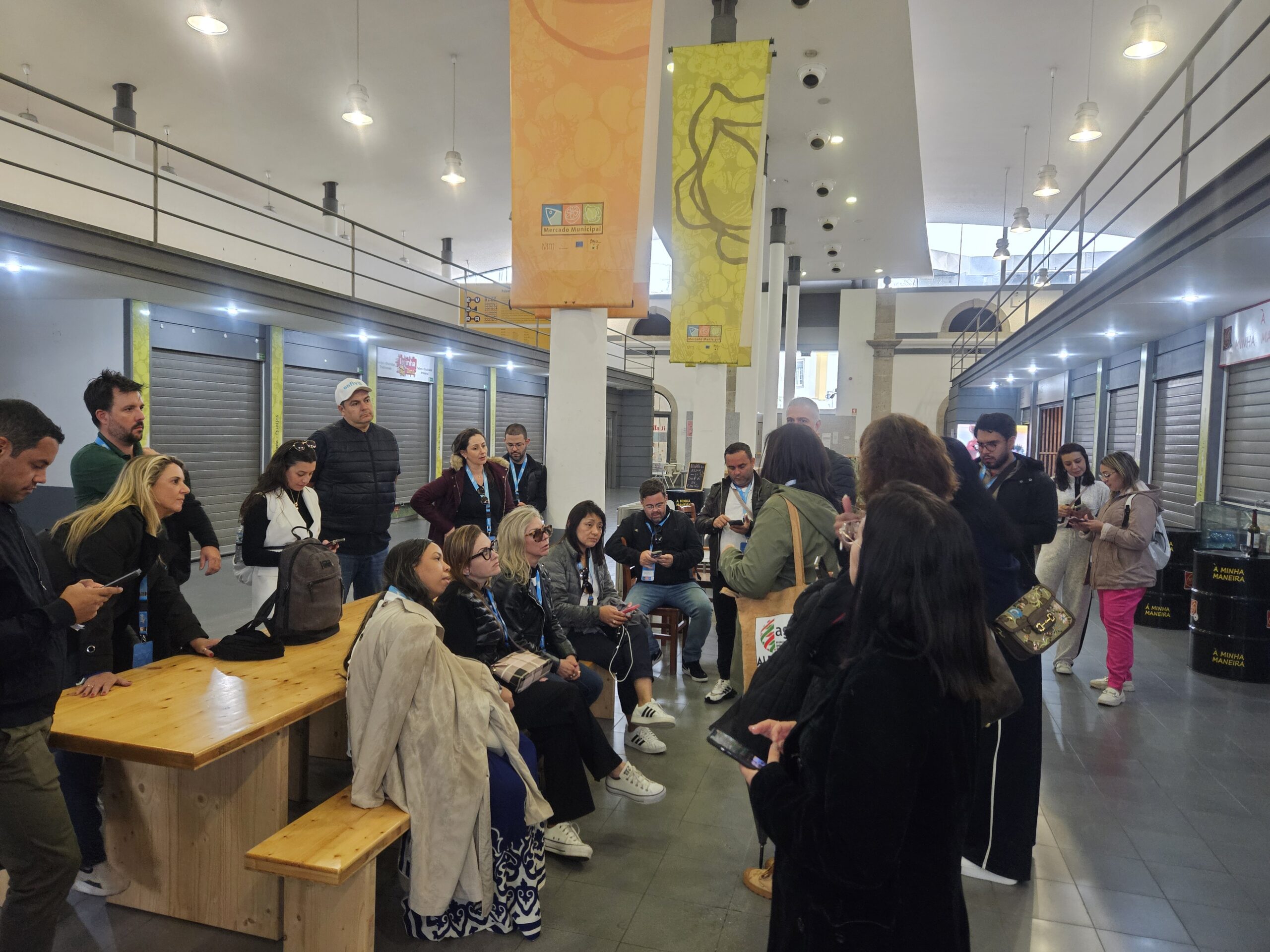 A chuva inesperada interrompeu alguns minutos do walking tour