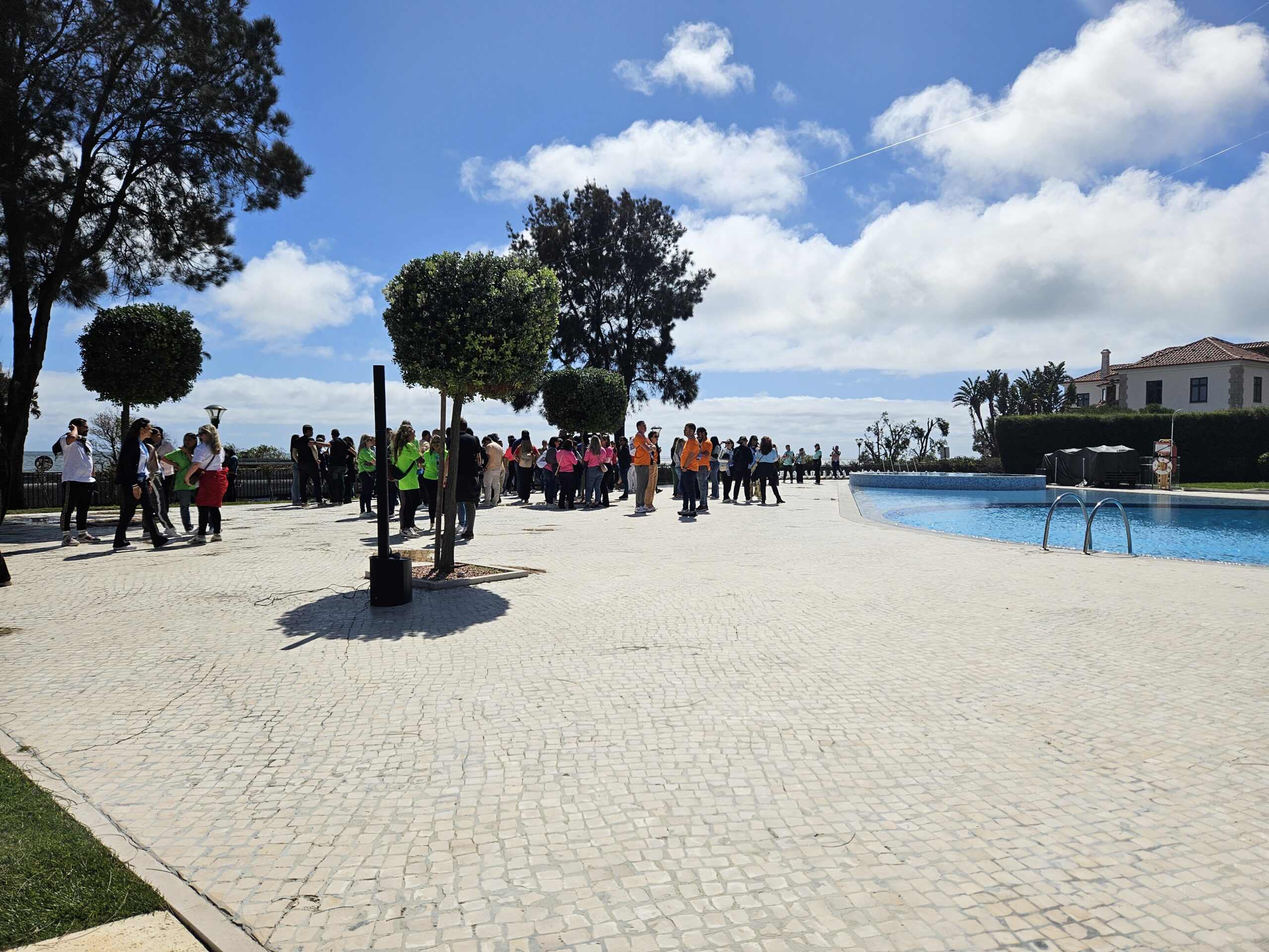 Trade se reúne para começar as atividades pela cidade portuguesa