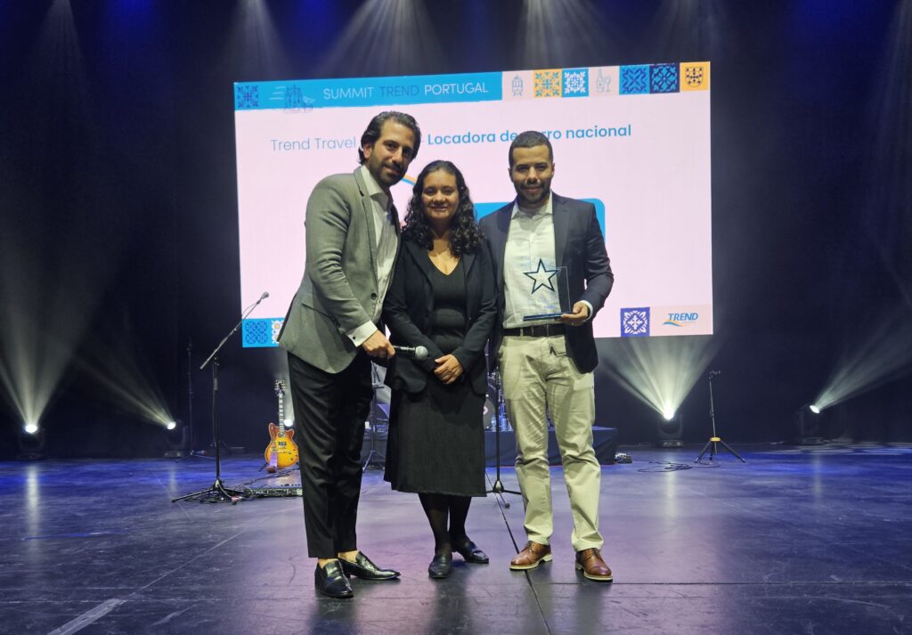 Movida recebe prêmio de Locadora de Carros Nacional