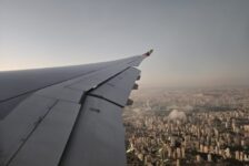 Setor aéreo tem melhor mês de março desde 2000 com mais de 10 milhões de passageiros