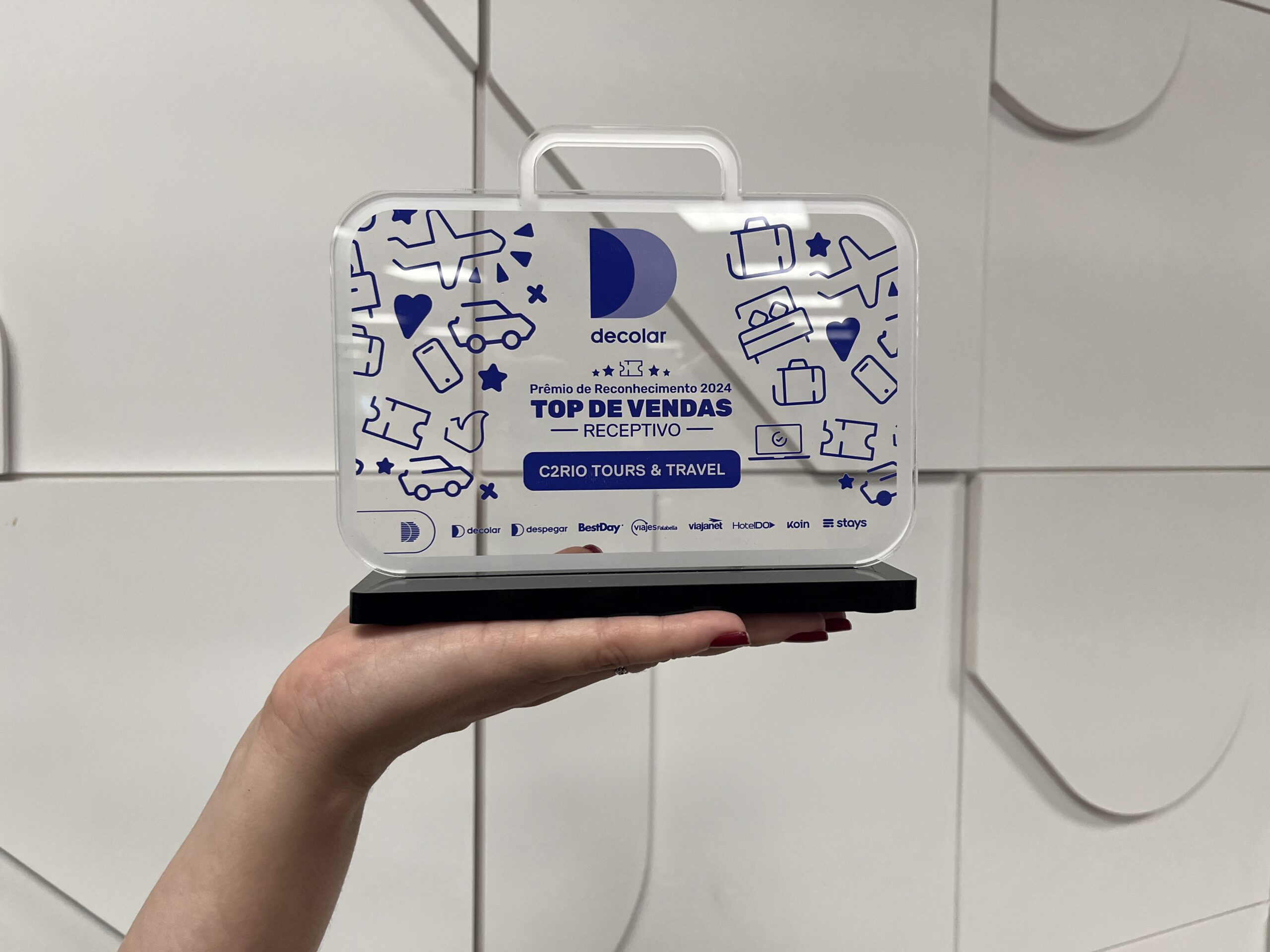 C2Rio Tours & Travel é reconhecida em premiação da Decolar 1 20250417 125631482 iOS scaled C2Rio Tours & Travel é reconhecida em premiação da Decolar
