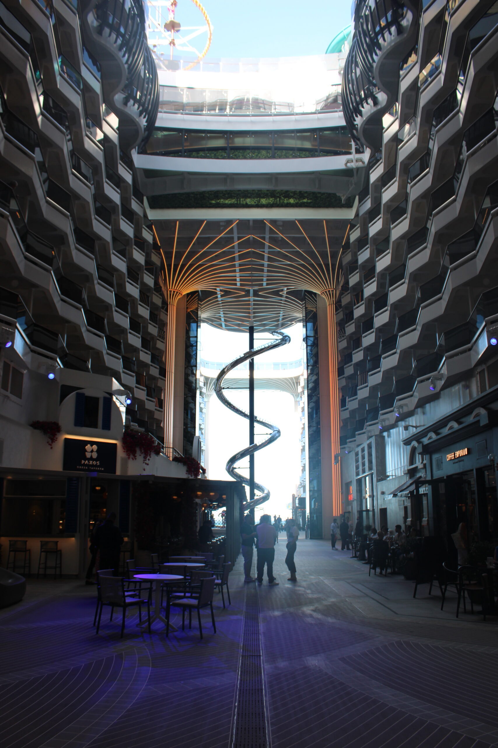 A bela promenade do navio