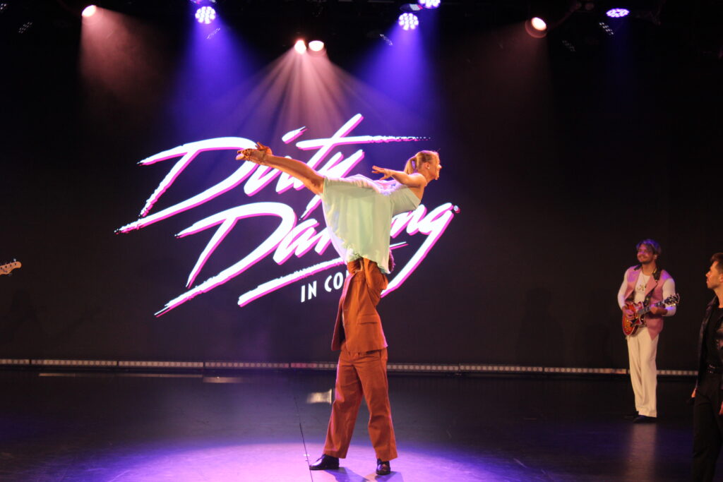 A cerimonia contou com um spoiler do Dirty Dancing in concert