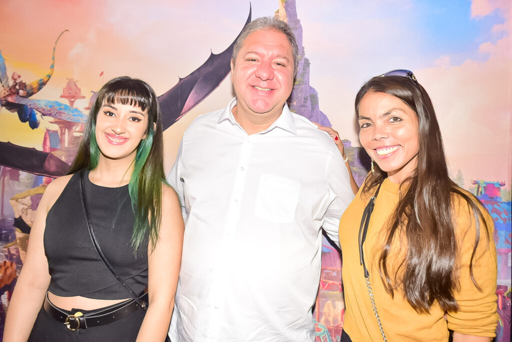 Alessia Toscano, da agência Ten Lifestyle Group, Rogério Leites, da RCA e Priscila Vasconcelos, da Pristour Viagens