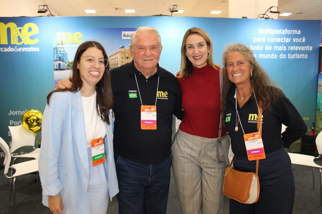Ana Valente e Luciane Leite, da secretaria de turismo de São Paulo, com Roy Taylor e Mari Masgrau, do Mercado e Eventos