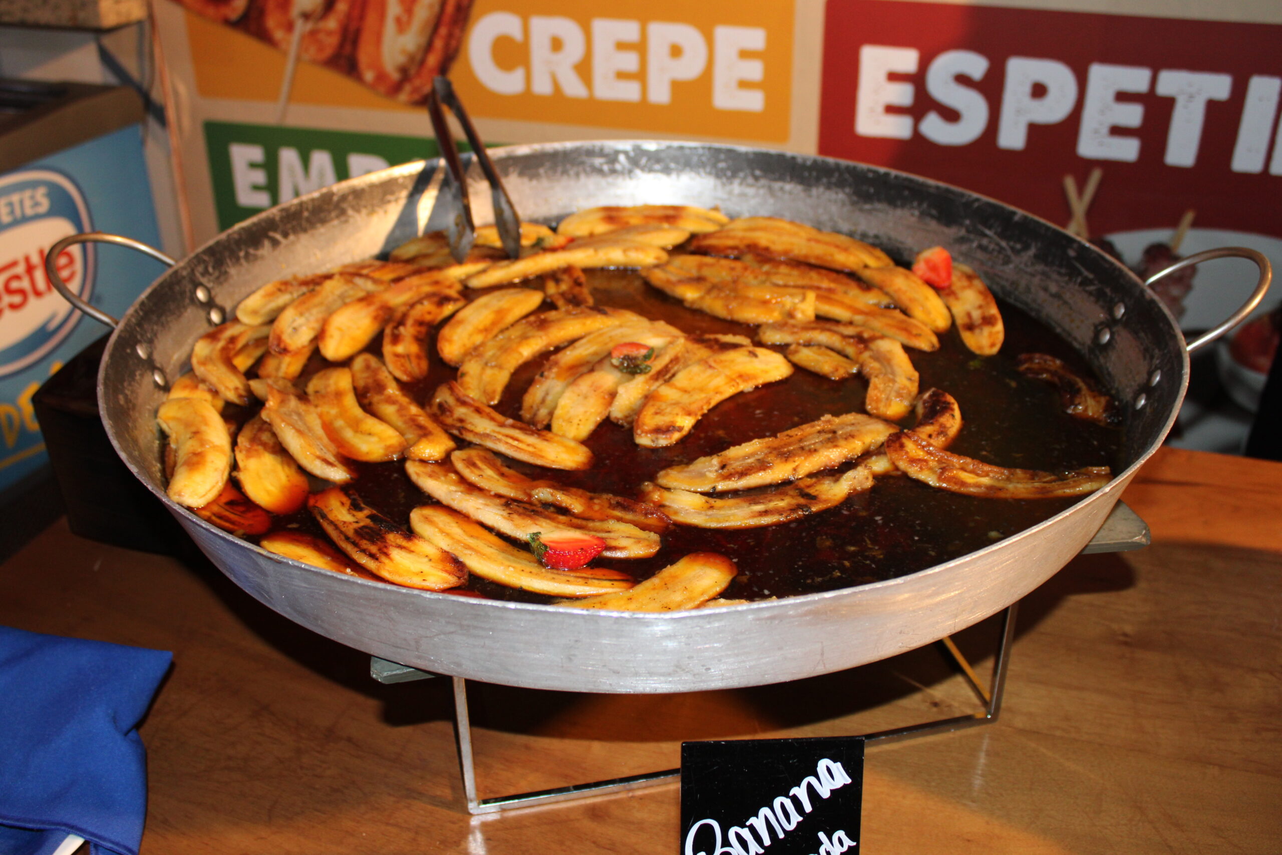 Banana com doce de leite foi a sobremesa preferida da noite Banana com doce de leite foi a sobremesa preferida da noite