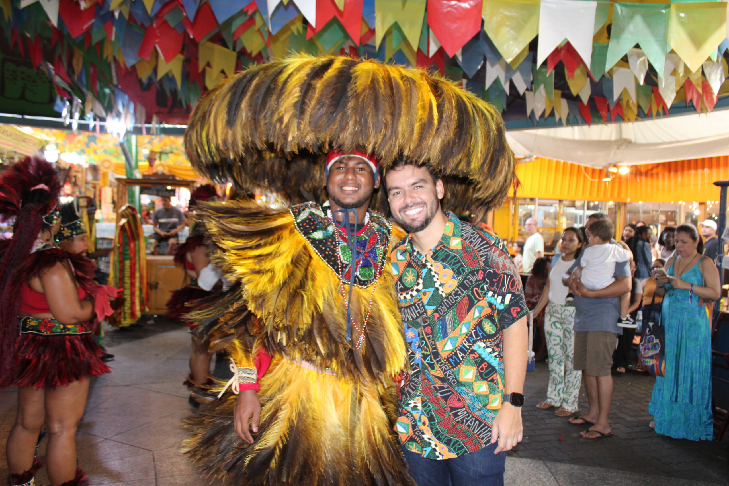 Caboclo de Pena e Yuri Arruda, secretário Estado de Cultura do Maranhão