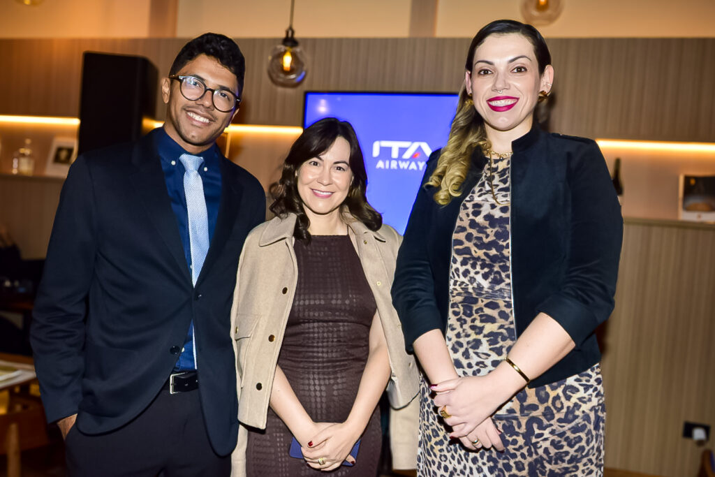 Caio Goyano, Carla Marin e Thaís Morilhas, da ITA