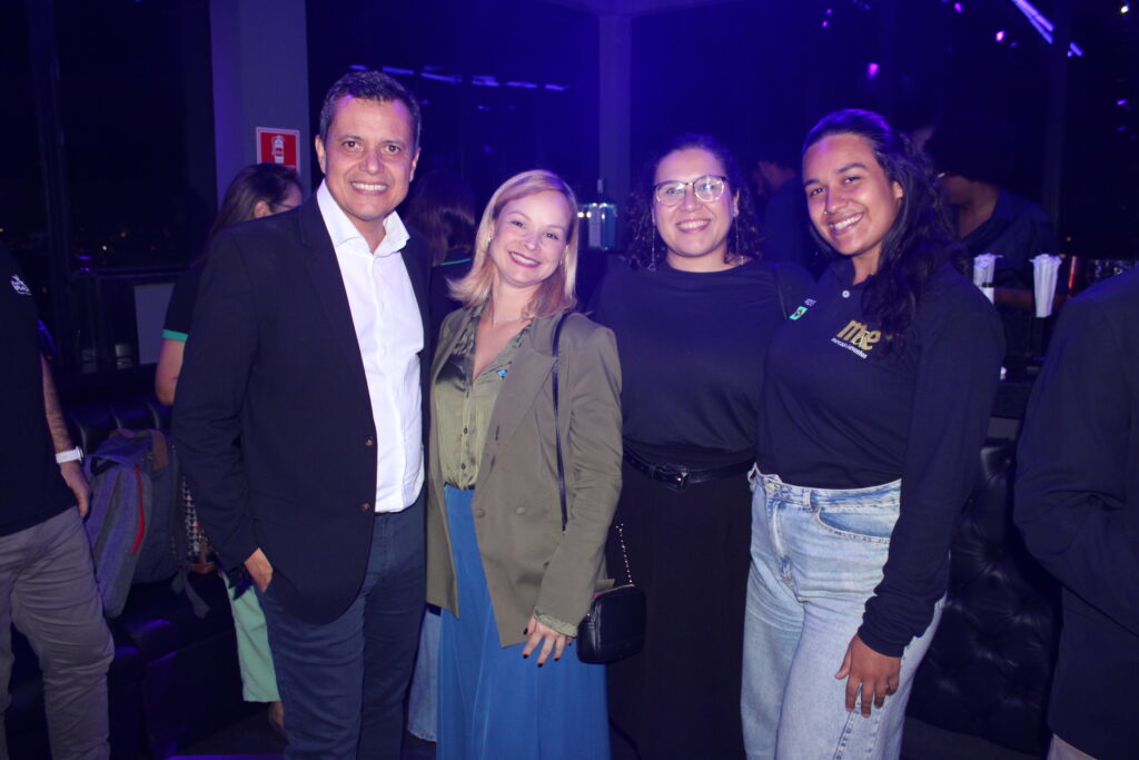 Carlos Barbosa, Alessandra Cardoso, Amine Silvares, Vitrine Global Aruba, e Janaína Brito, do Mercado e Eventos