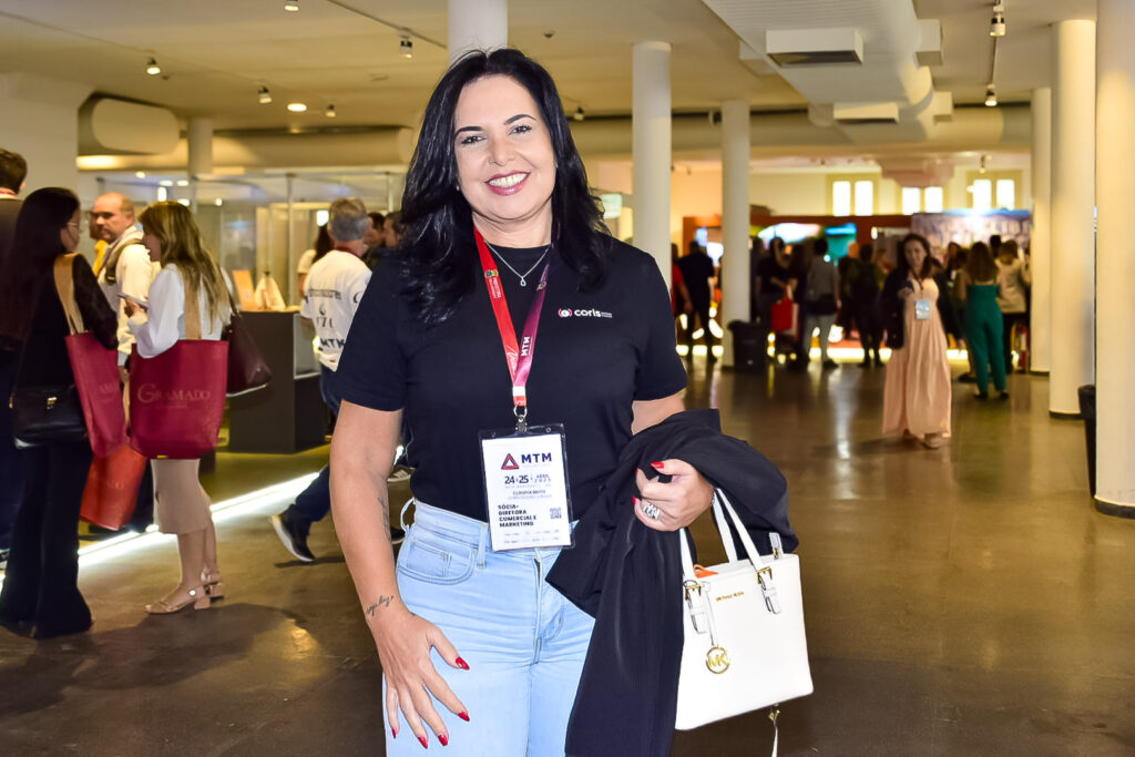 Claudia Brito, da Coris