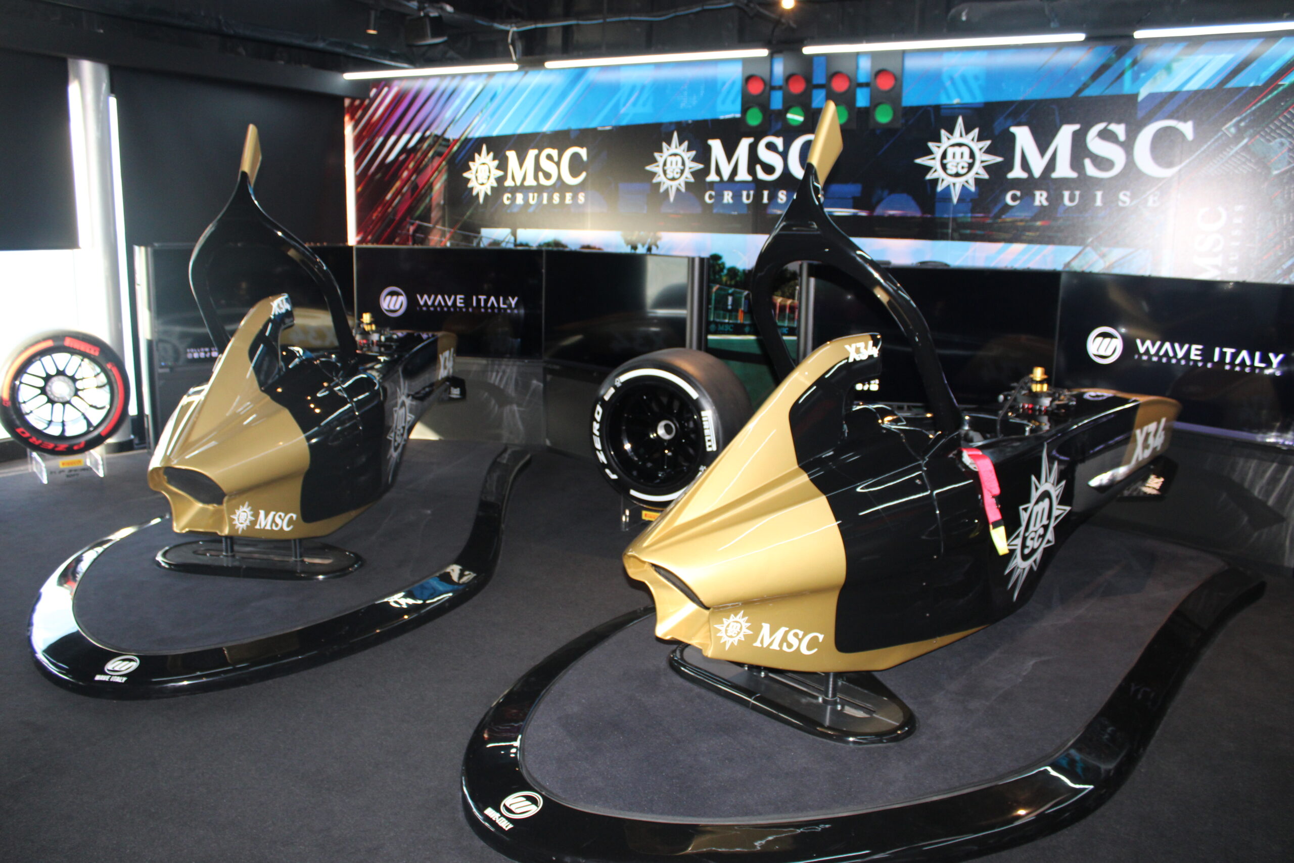 É possível competir no Formula Racer