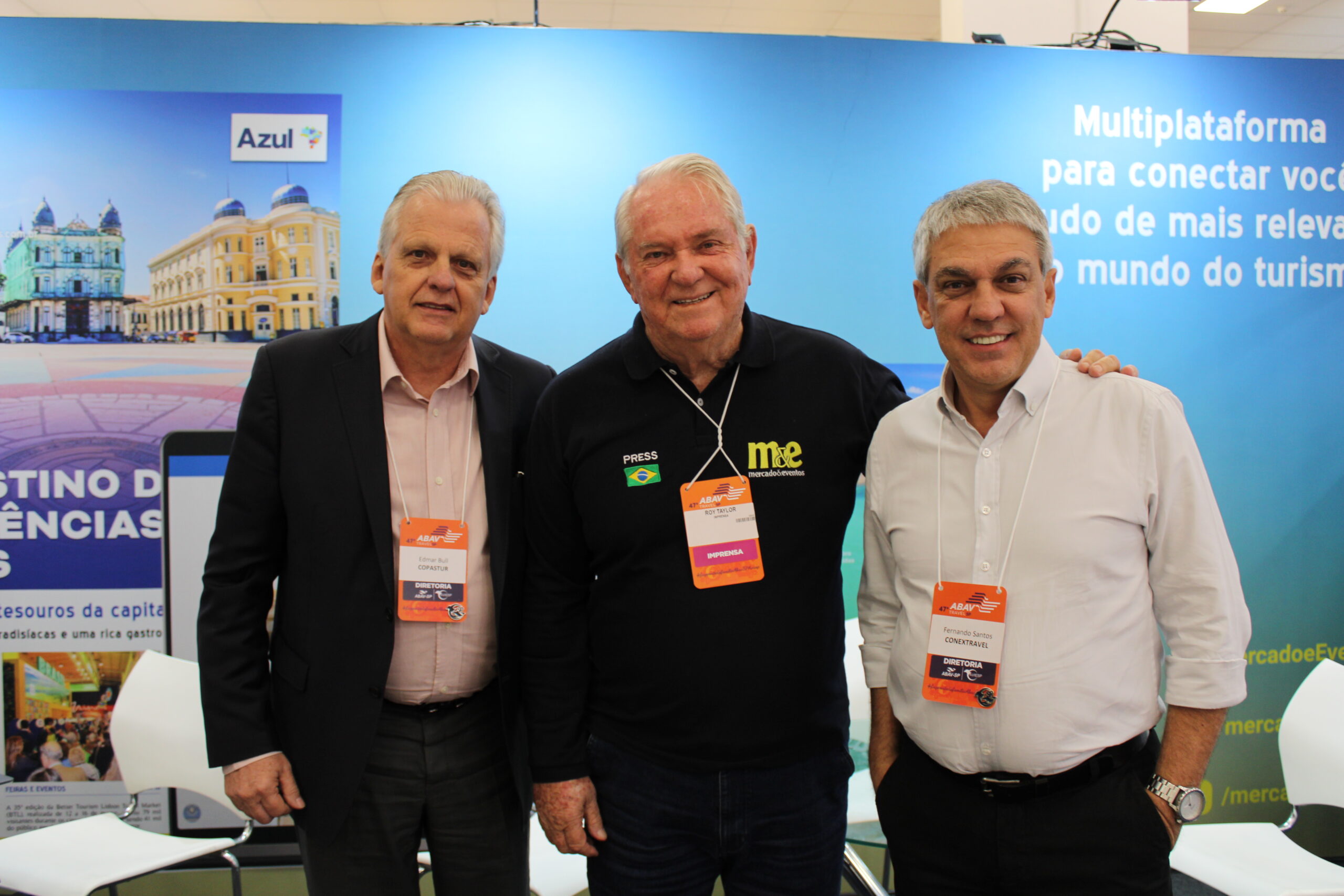 Edmar Bull, da Copastur, Roy Taylor, do Mercado e Eventos, e Fernando Santos, da Conextravel