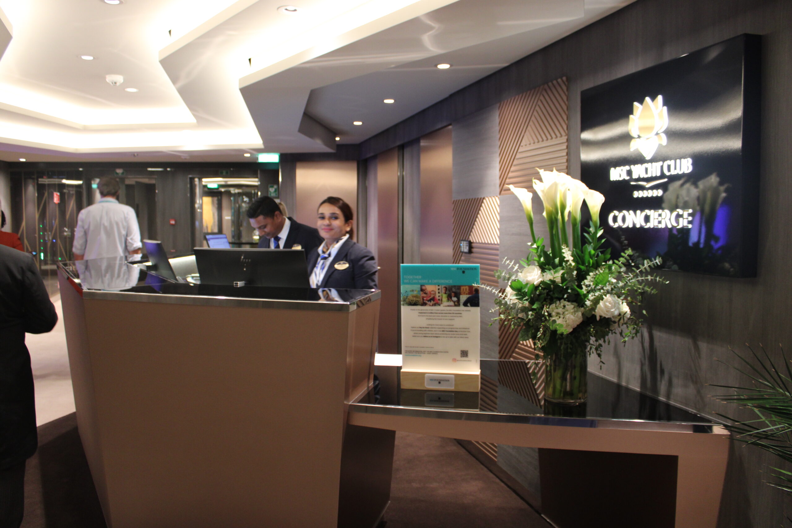 Entrada do MSC Yacht Club