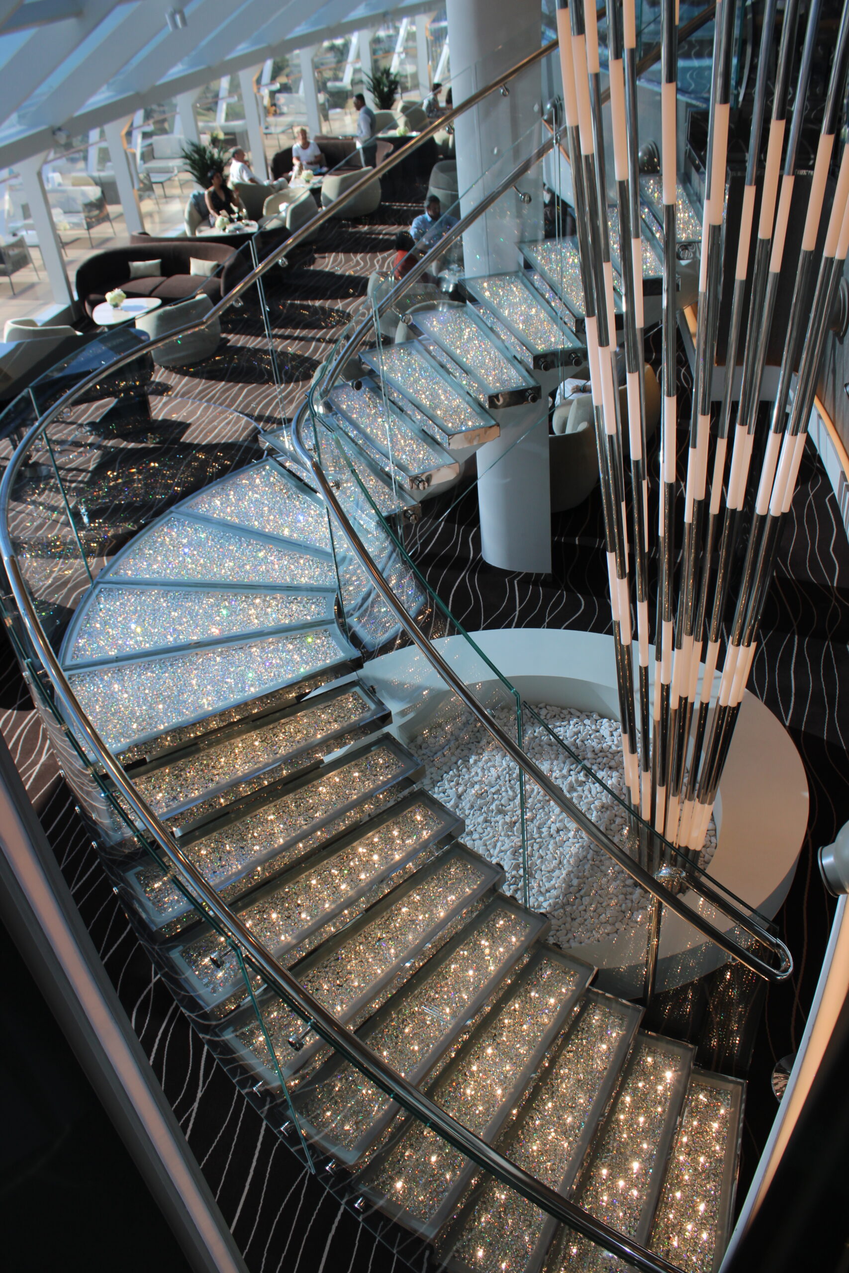 Escada que dá acesso ao Top Sail e restaurante do YC Escada que dá acesso ao Top Sail e restaurante do YC