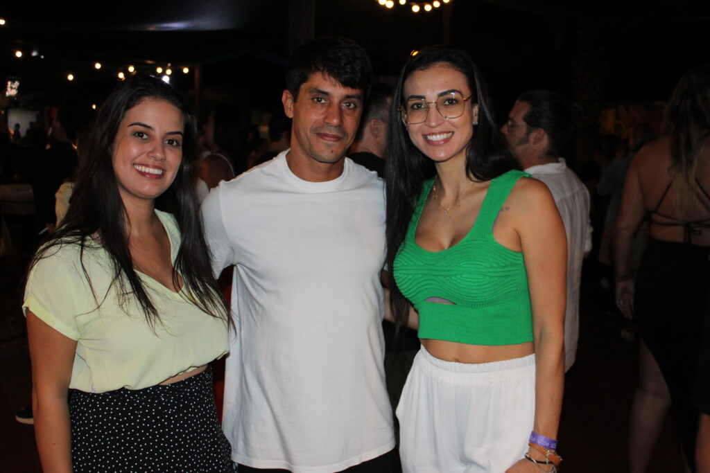 Fabiana Rocha, da Café Viagens; Jorel Teixeira, da ByTrip; e Jessica Borges, da Concept Viagens