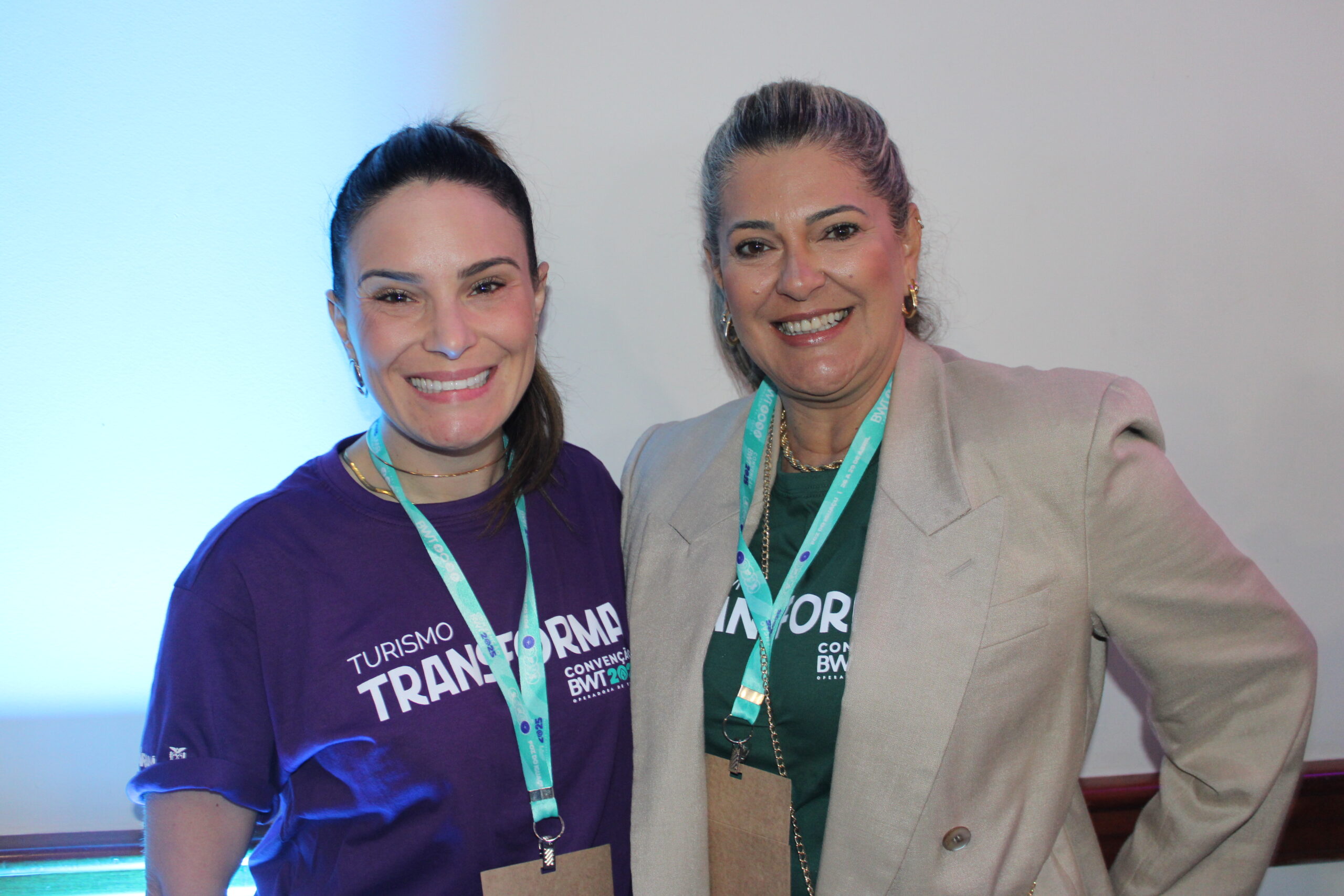 Francieli Nazari, da BWT, e Maria da Silva, LXN Viagens Francieli Nazari, da BWT, e Maria da Silva, LXN Viagens