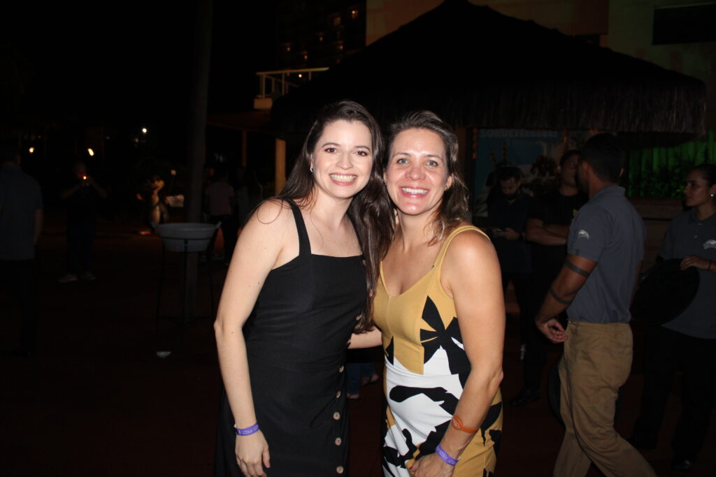 Gisele Fernandes, da GF Viagens, e Luciane Correia, da Requinte Tur