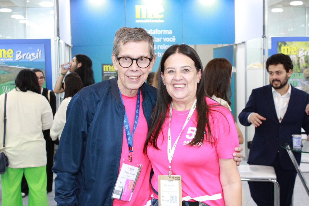 Cassio Oliveira, diretor comercial e Vivi Siqueira, CFO da Sakura