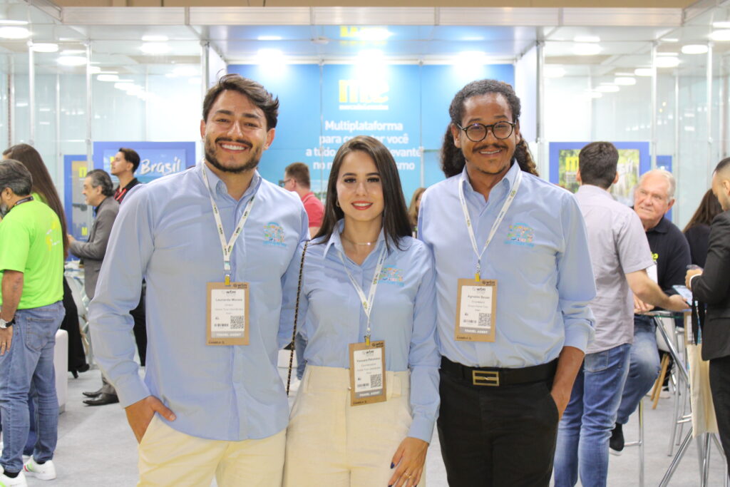 Leonardo Morais, Yonnara Palumino e Agnaldo Souza, do Grupo Home Tour