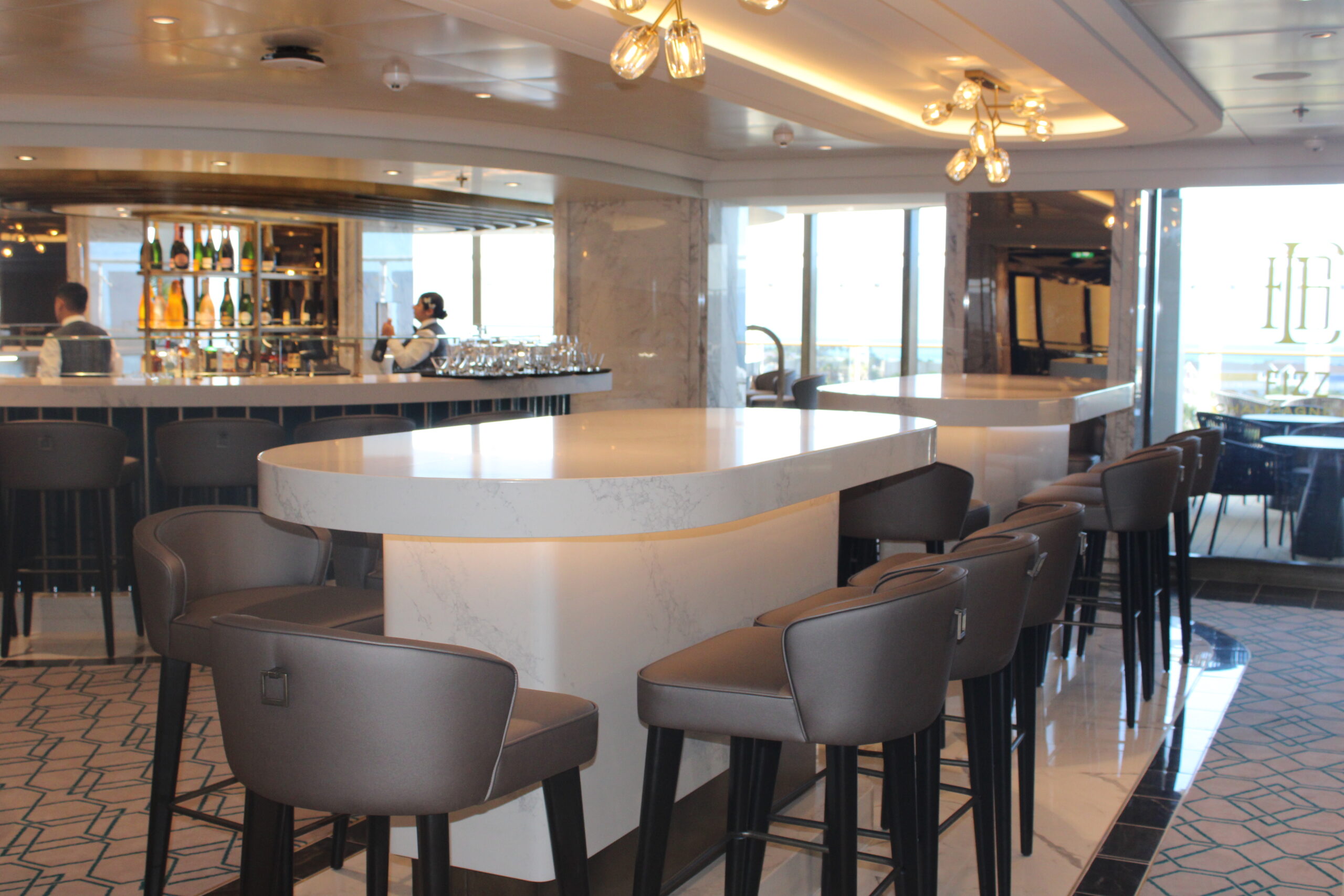 O Champagne bar 'The Fizz'