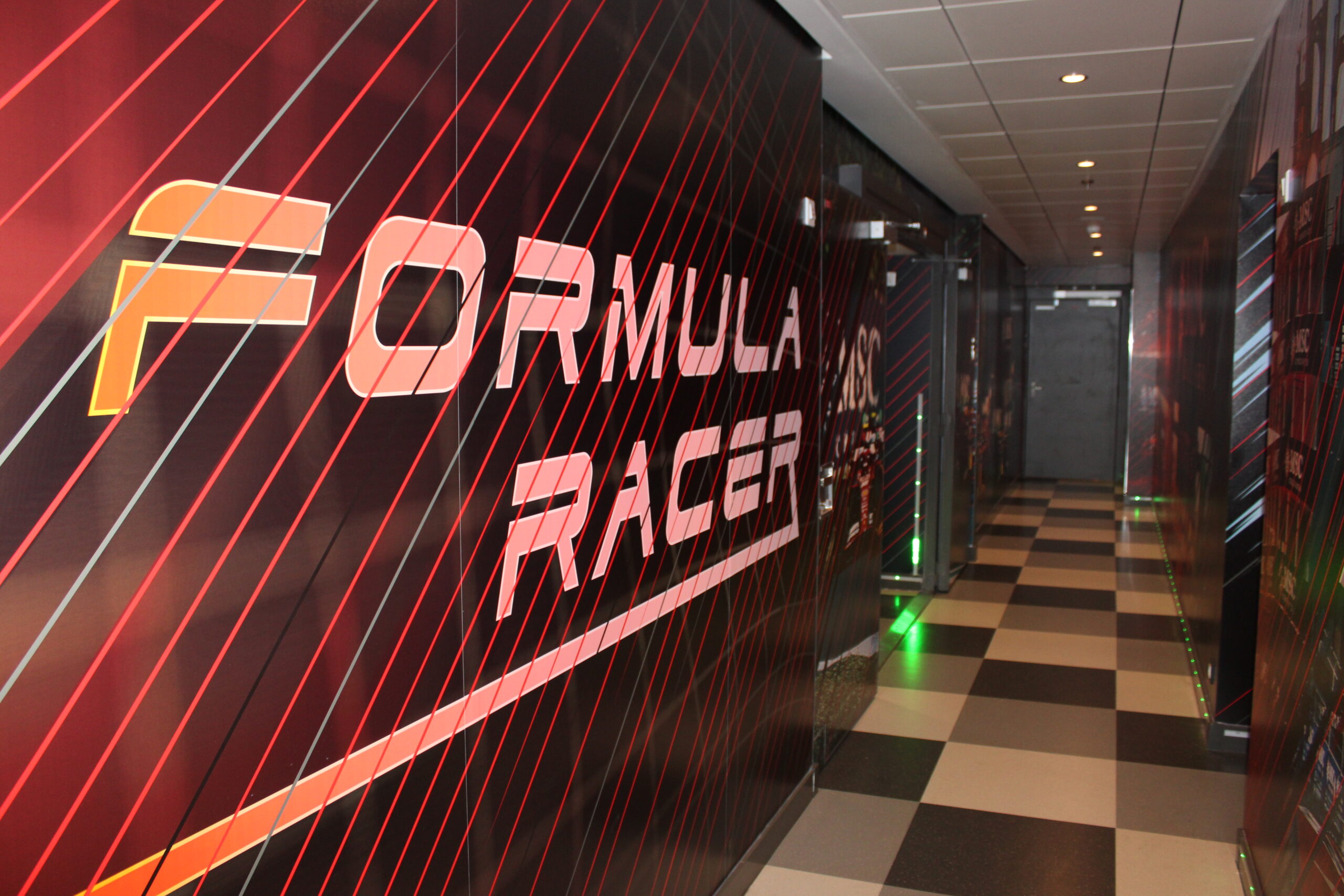 O Formula Racer, espaço de simulador de F1 do navio