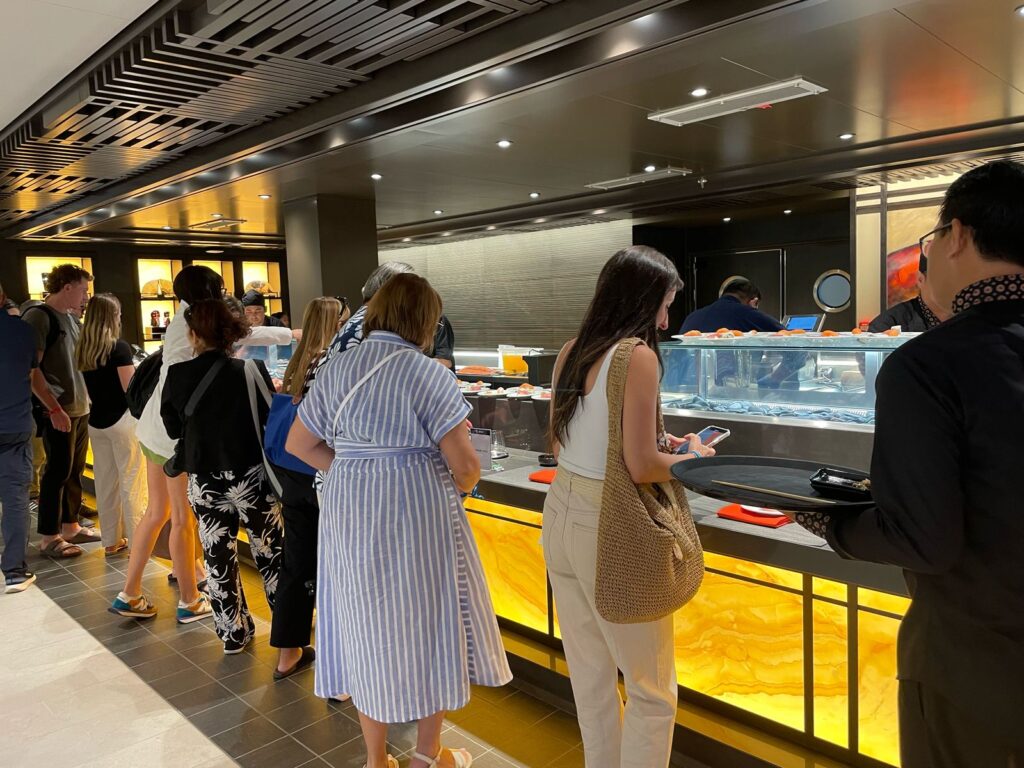 O bite tasting é tradicional em todas as inaugurações de navios