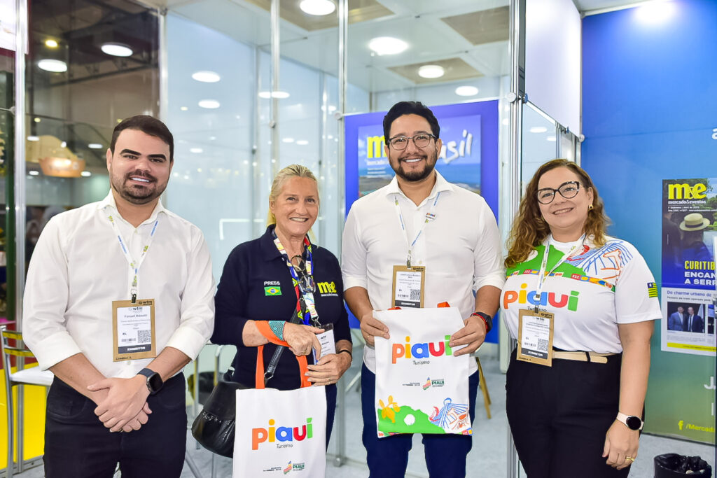Rosa Masgrau, do M&E com a equipe do Piauí