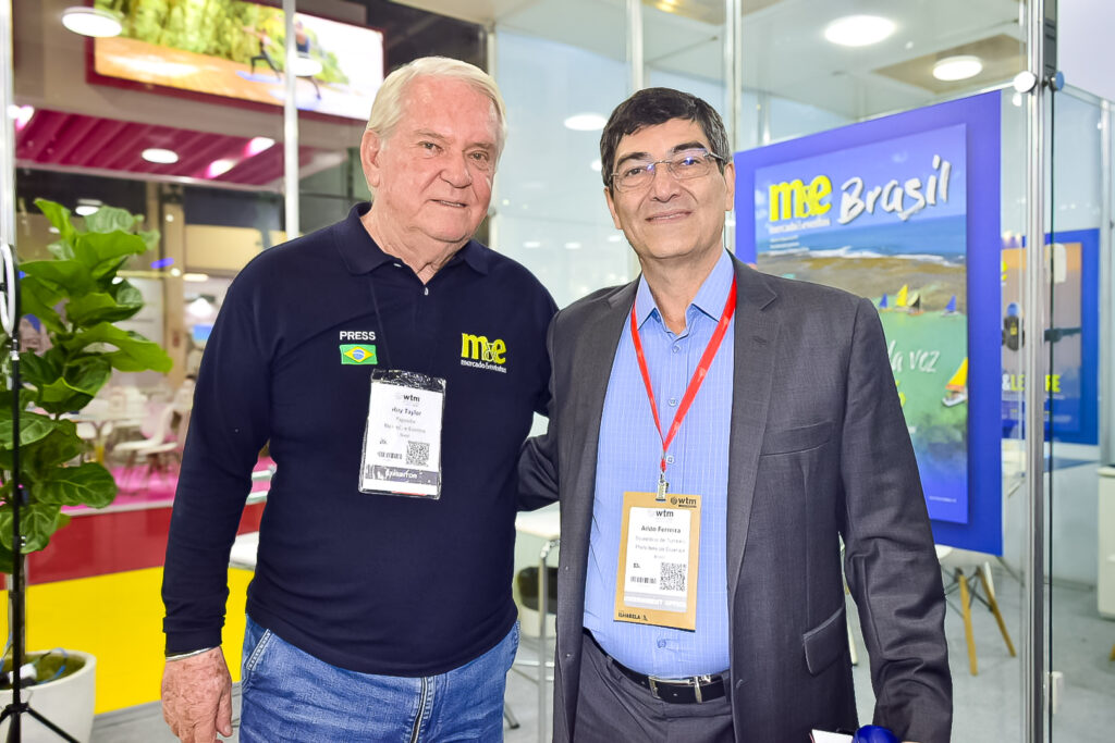 Roy Taylor, do M&E e Aildo Ferreira, da Prefeitura do Guarujá