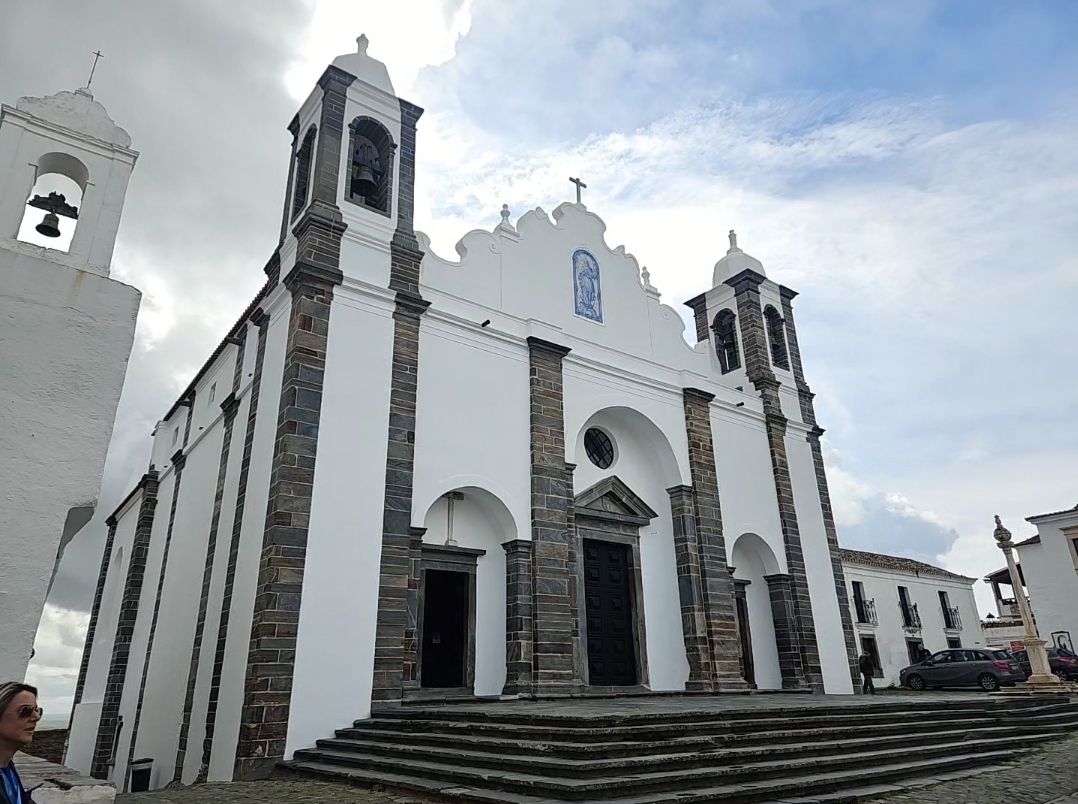 Outro ângulo da igreja