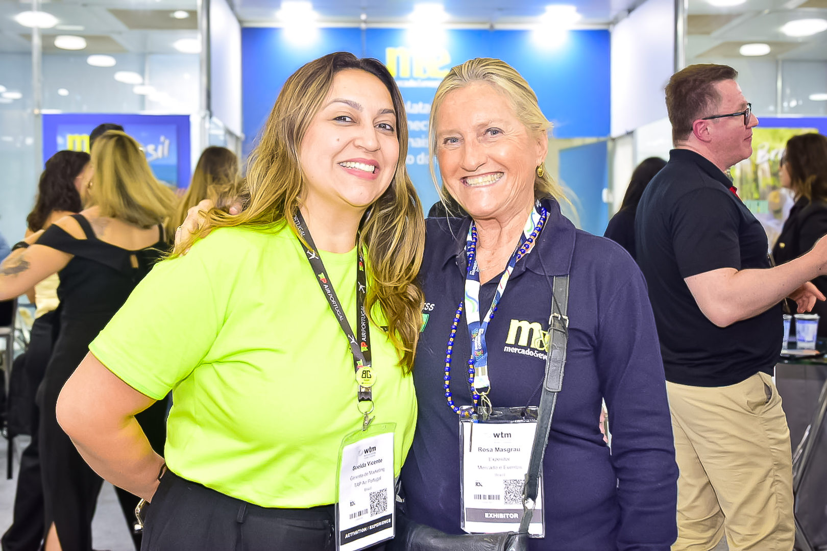 Suelda Vicente, da TAP com Rosa Masgrau, do M&E