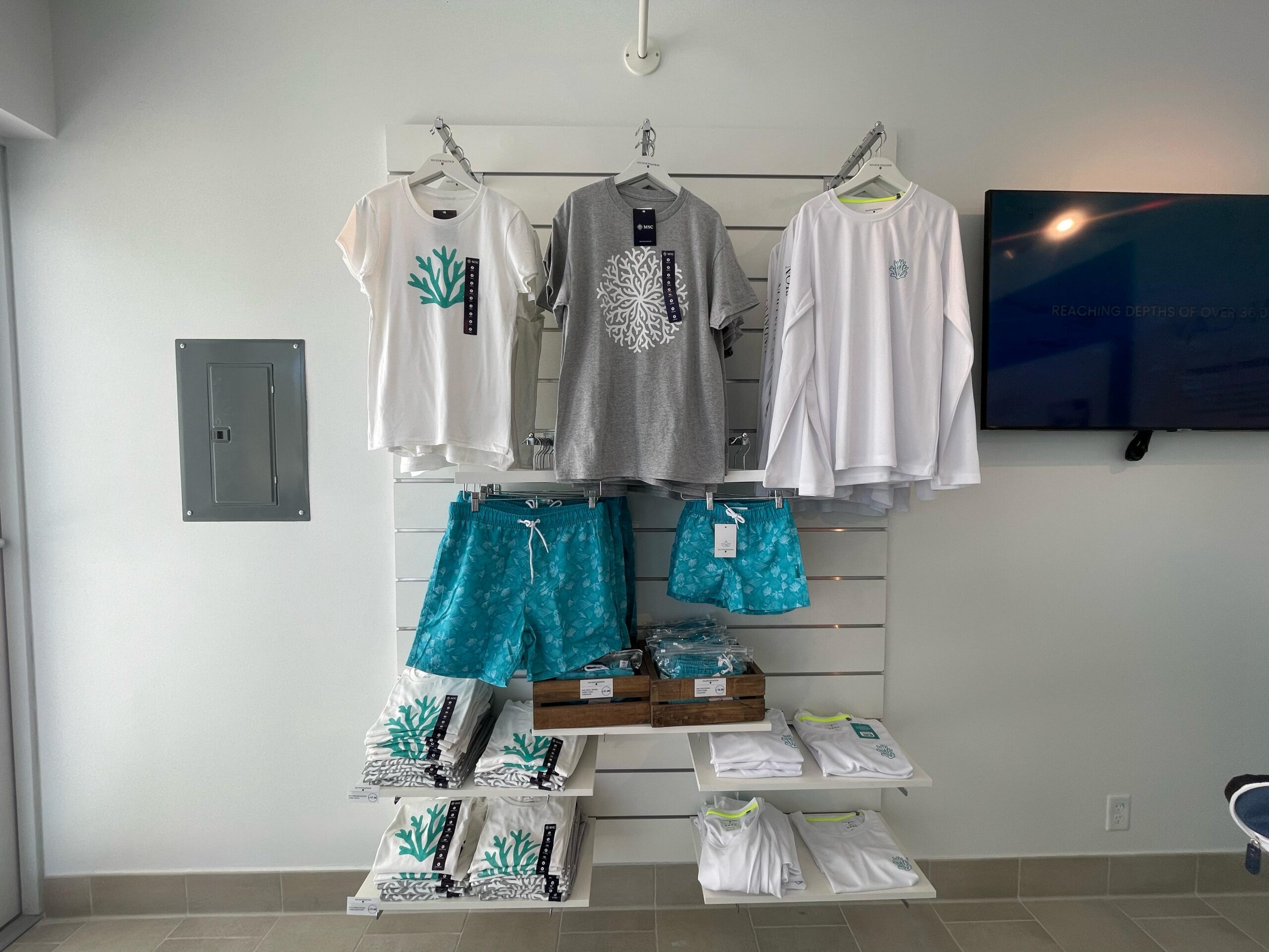 produtos disponíveis na loja do Marine Conservation Center