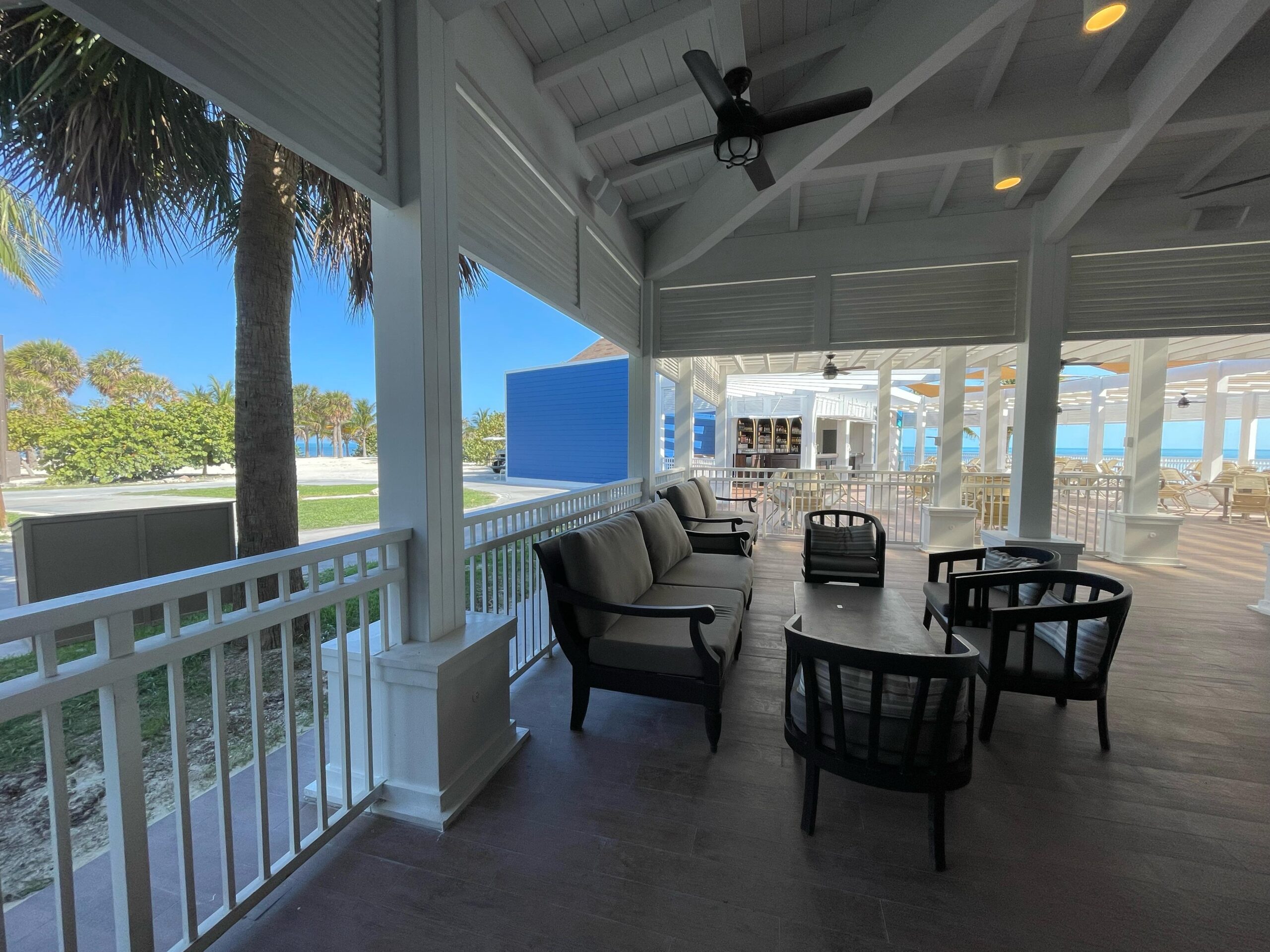 Mesas externas do restaurantes Mesas externas do restaurantes